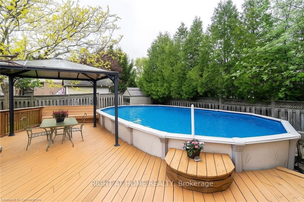 Photo 44 of 1262 Upper Paradise Road, Hamilton, Carpenter — HOMEH