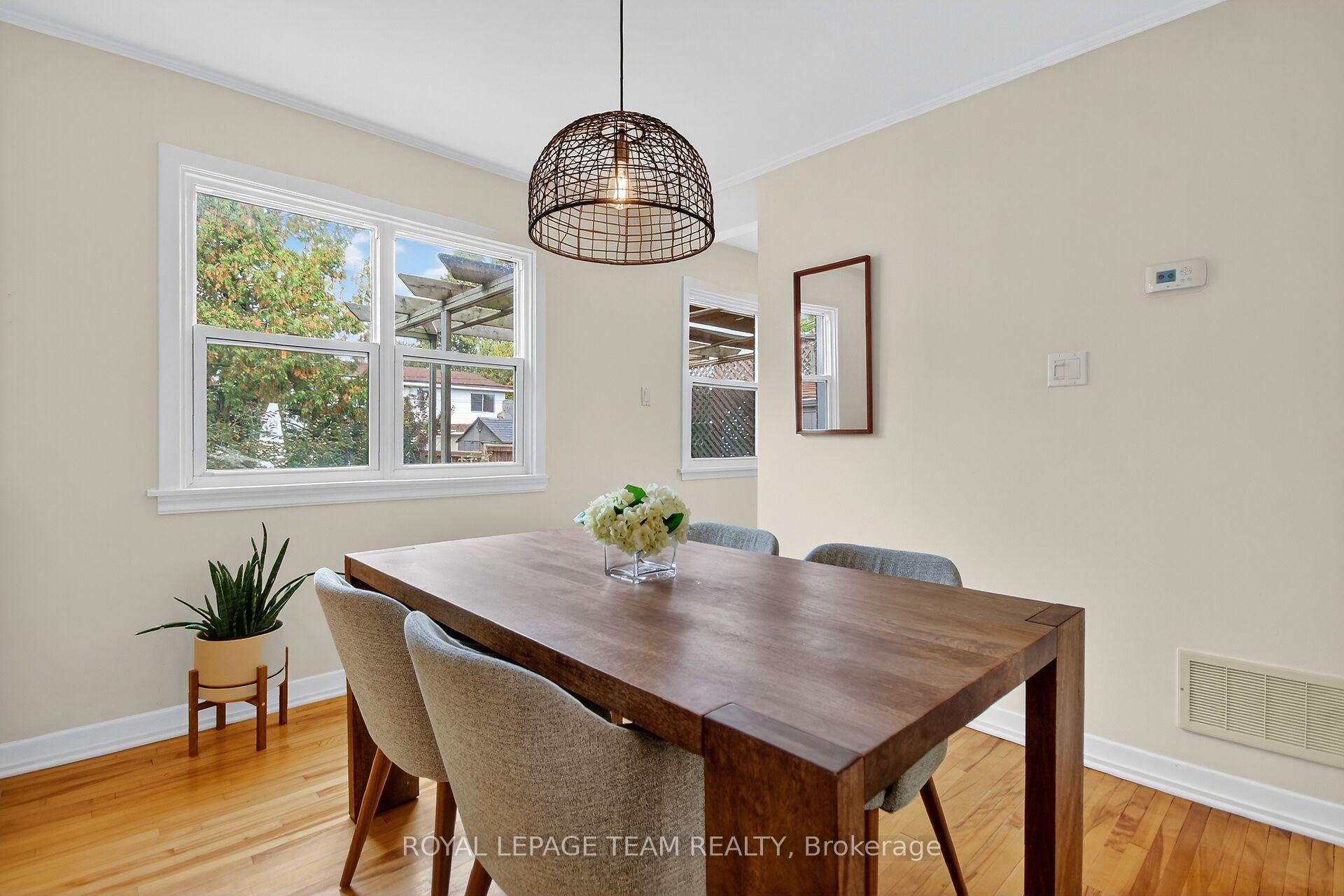 Photo 14 of 1243 Kingston Avenue, Ottawa, Carlington — HOMEH