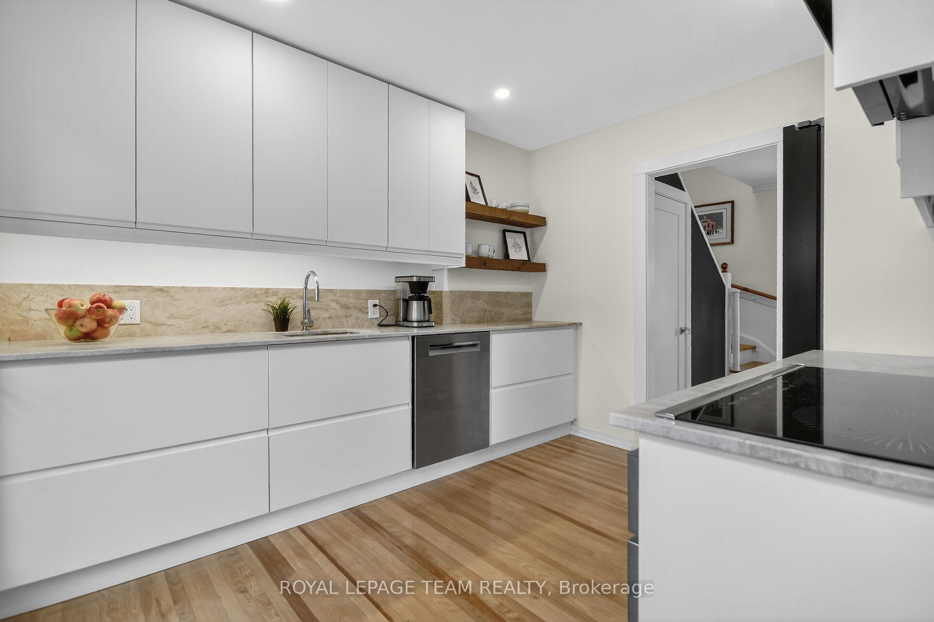 Photo 8 of 1243 Kingston Avenue, Ottawa, Carlington — HOMEH
