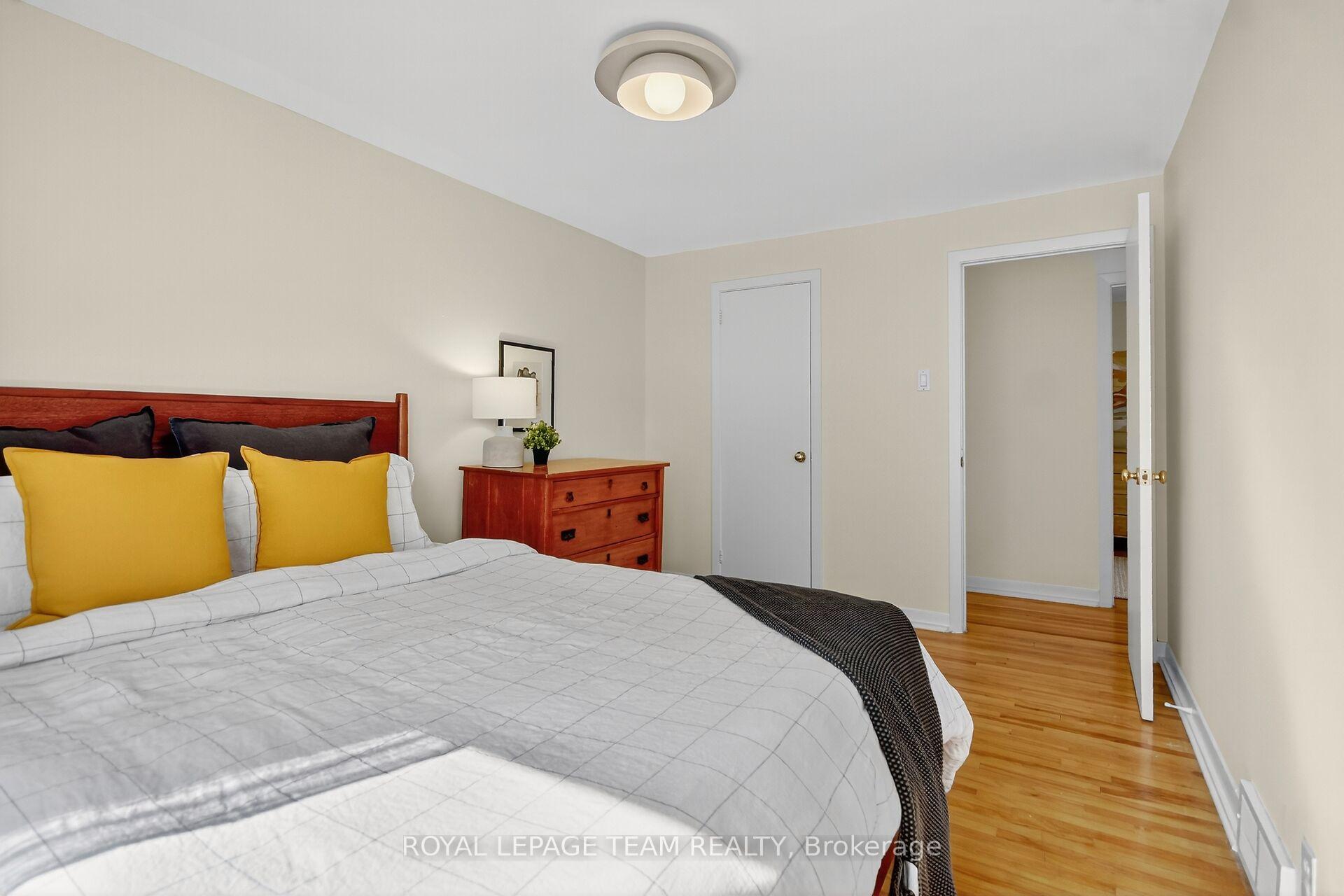 Photo 21 of 1243 Kingston Avenue, Ottawa, Carlington — HOMEH