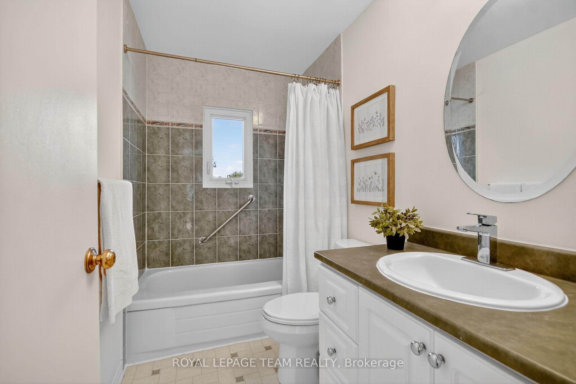 Photo 26 of 1243 Kingston Avenue, Ottawa, Carlington — HOMEH