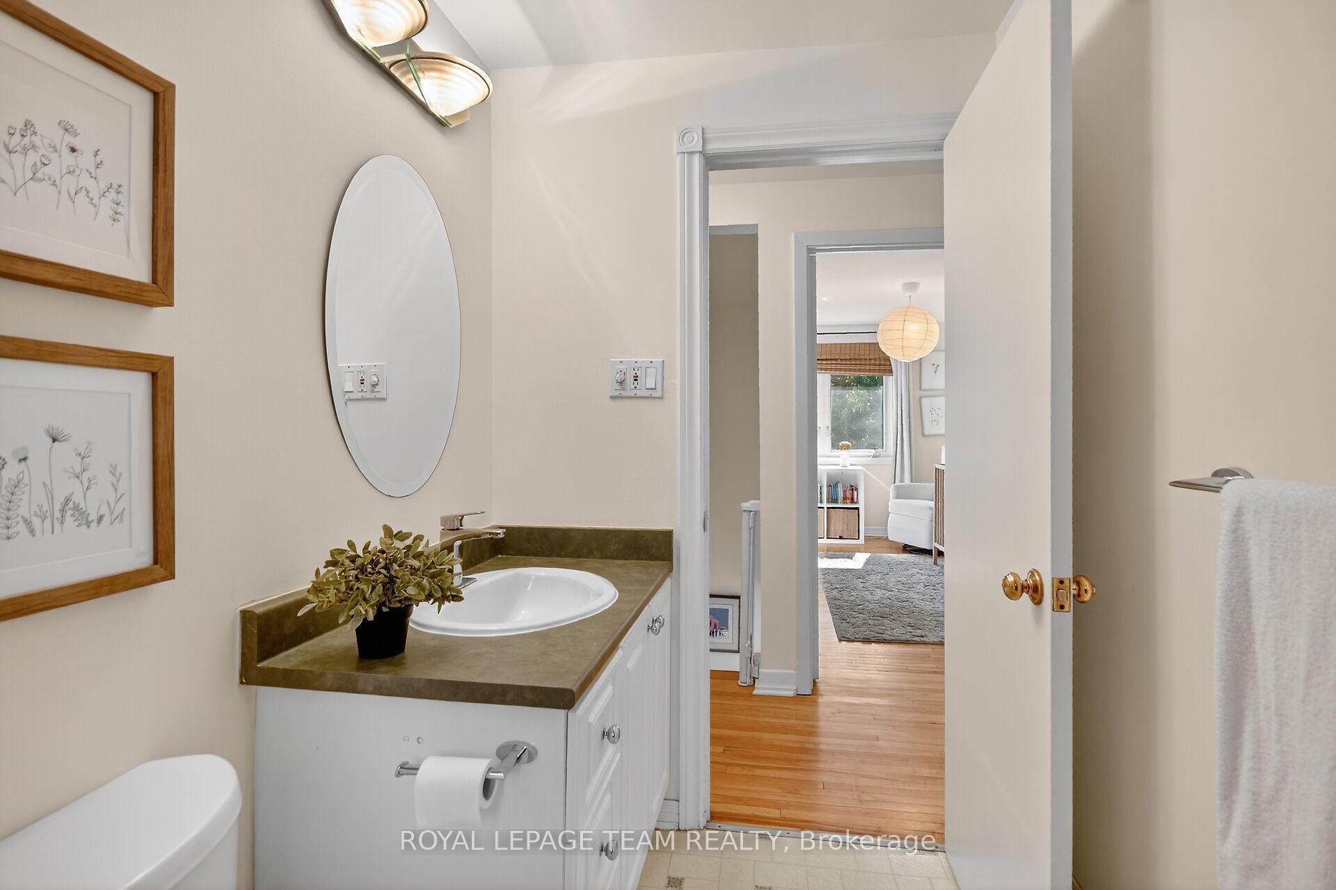 Photo 22 of 1243 Kingston Avenue, Ottawa, Carlington — HOMEH