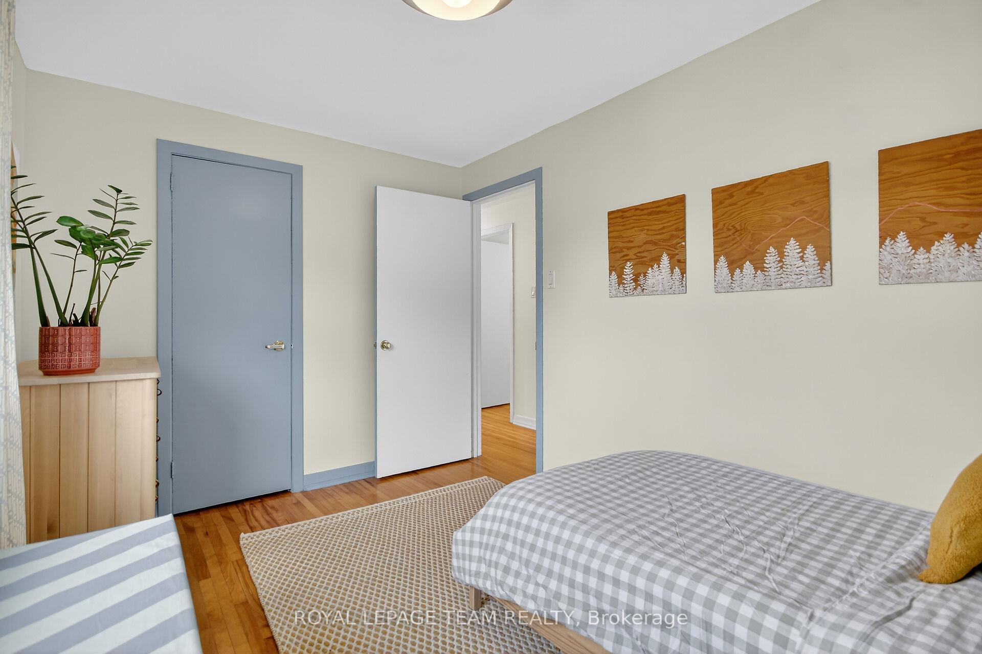 Photo 25 of 1243 Kingston Avenue, Ottawa, Carlington — HOMEH
