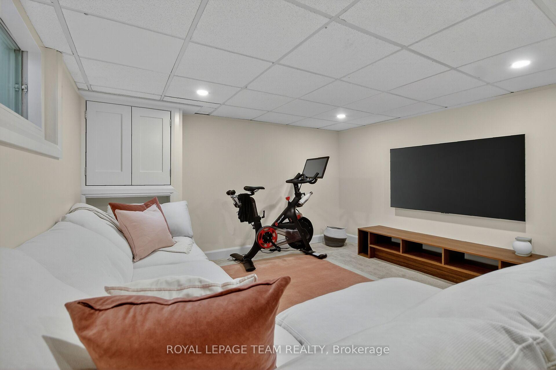 Photo 30 of 1243 Kingston Avenue, Ottawa, Carlington — HOMEH