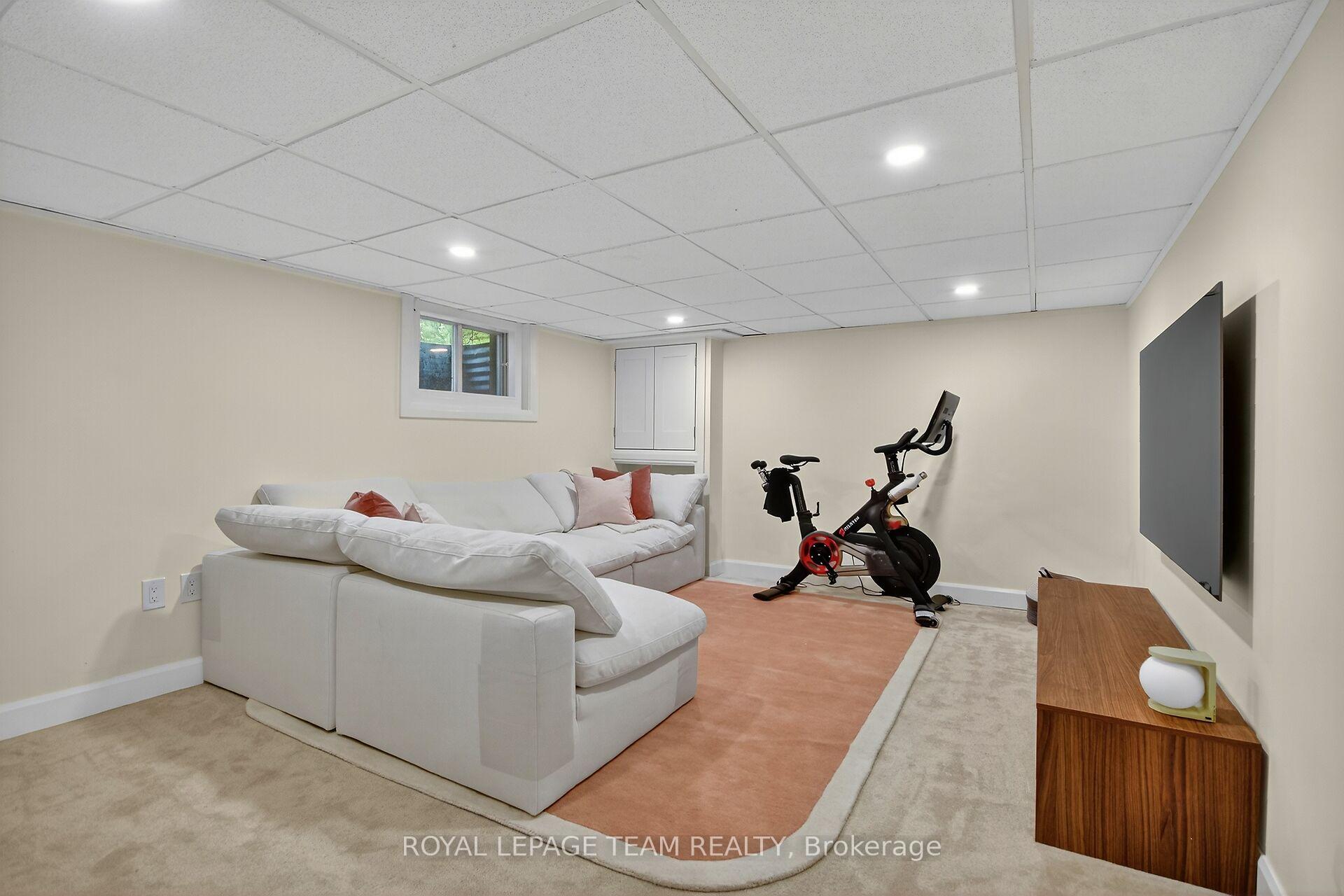 Photo 29 of 1243 Kingston Avenue, Ottawa, Carlington — HOMEH