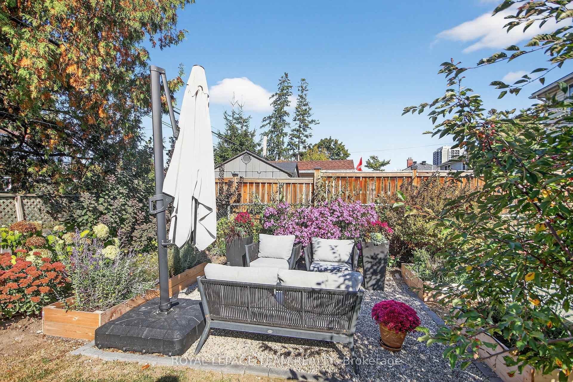 Photo 37 of 1243 Kingston Avenue, Ottawa, Carlington — HOMEH
