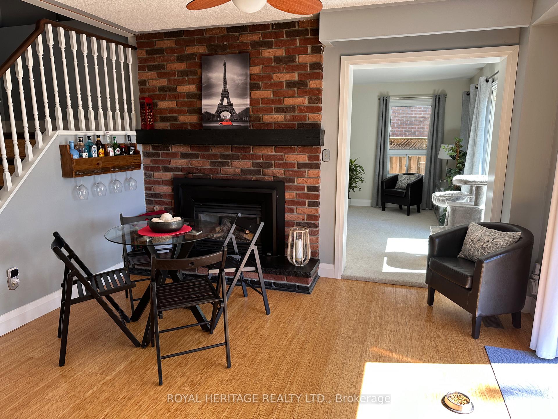 Photo 7 of 32 Hillier Street, Clarington, Bowmanville — HOMEH