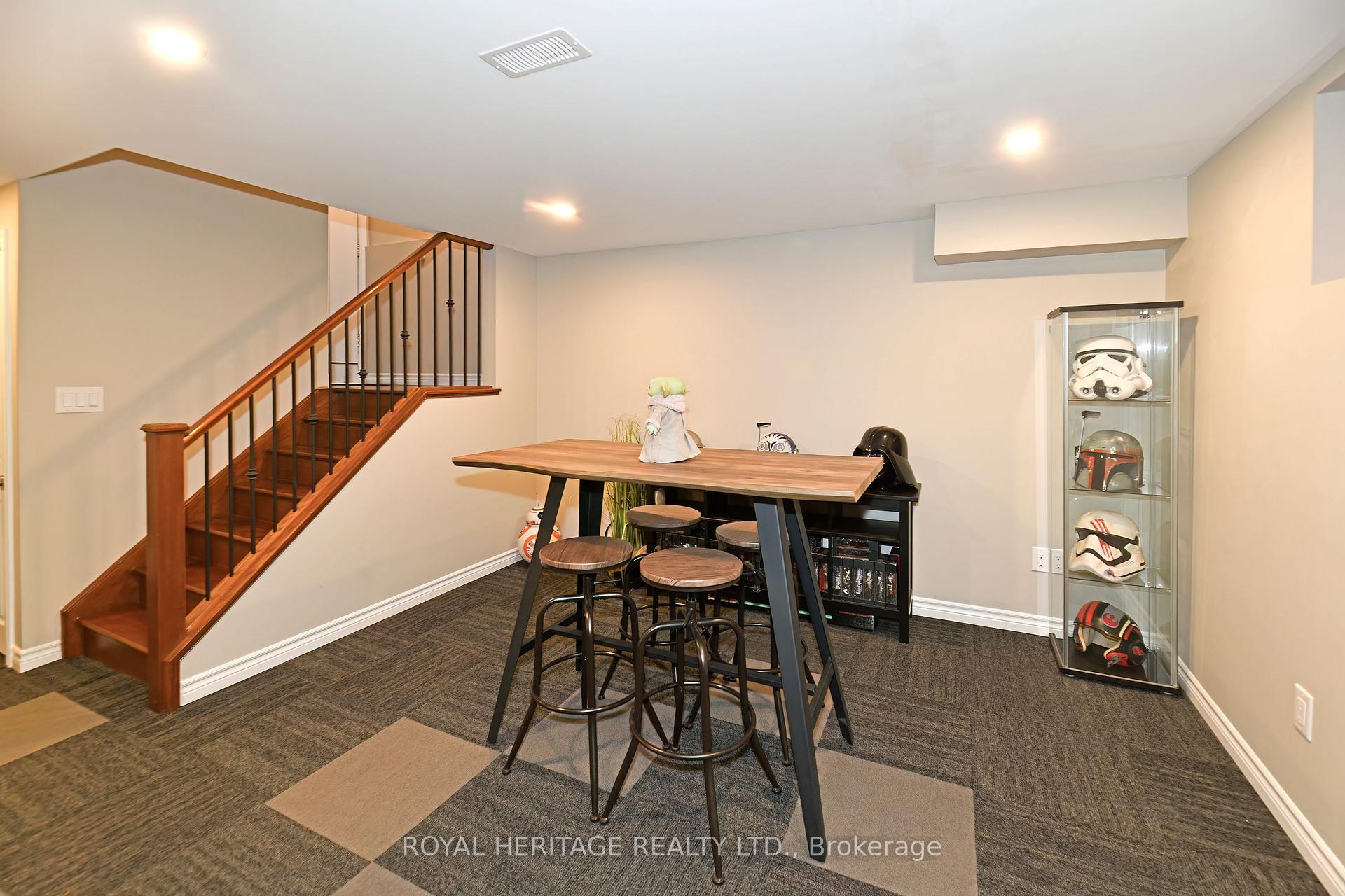 Photo 23 of 32 Hillier Street, Clarington, Bowmanville — HOMEH