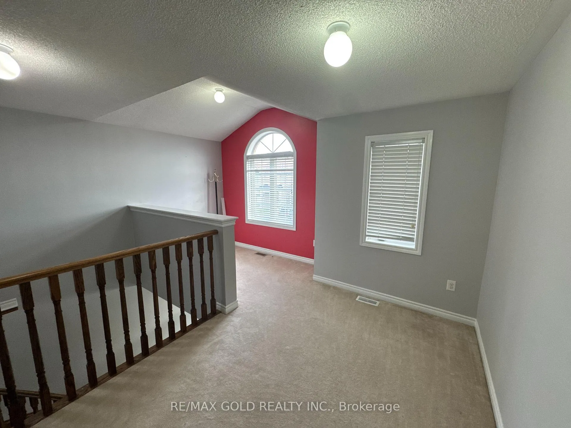 Photo 16 of 84 Summitgreen Crescent, Brampton, Sandringham-Wellington — HOMEH
