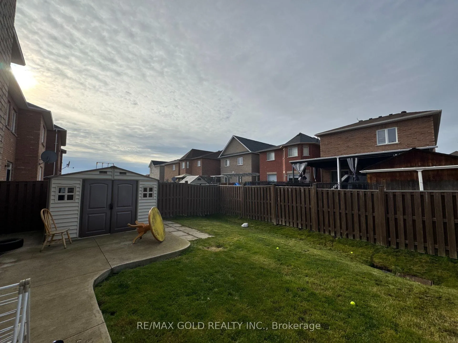 Photo 26 of 84 Summitgreen Crescent, Brampton, Sandringham-Wellington — HOMEH