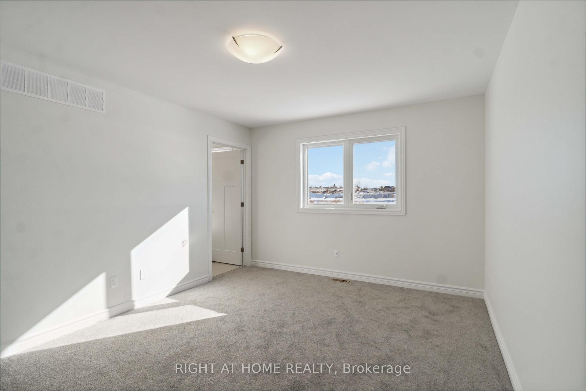 Photo 11 of 56 Griffith Way, Carleton Place — HOMEH