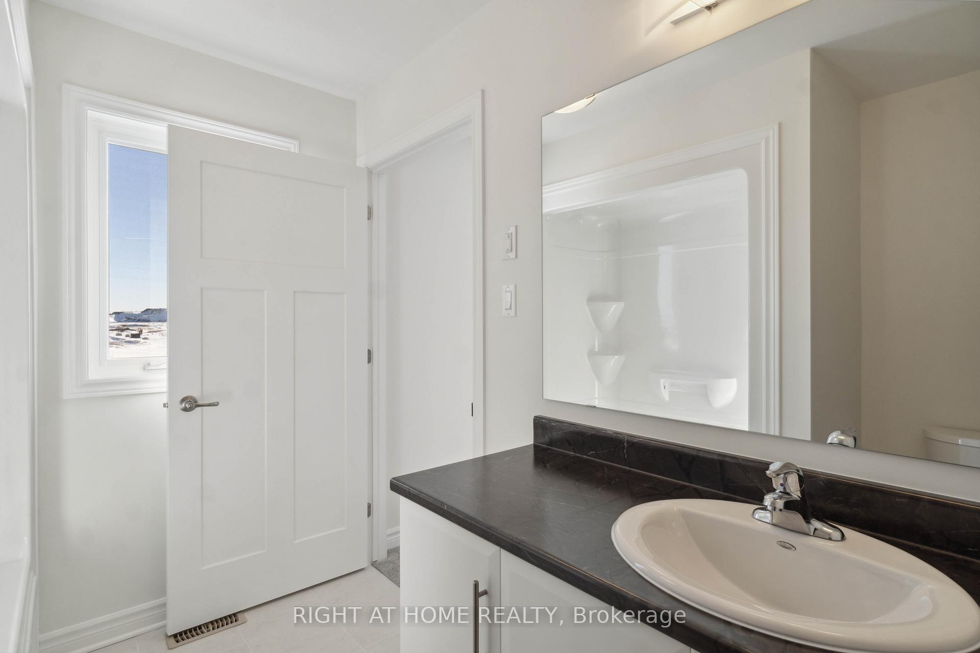 Photo 15 of 56 Griffith Way, Carleton Place — HOMEH