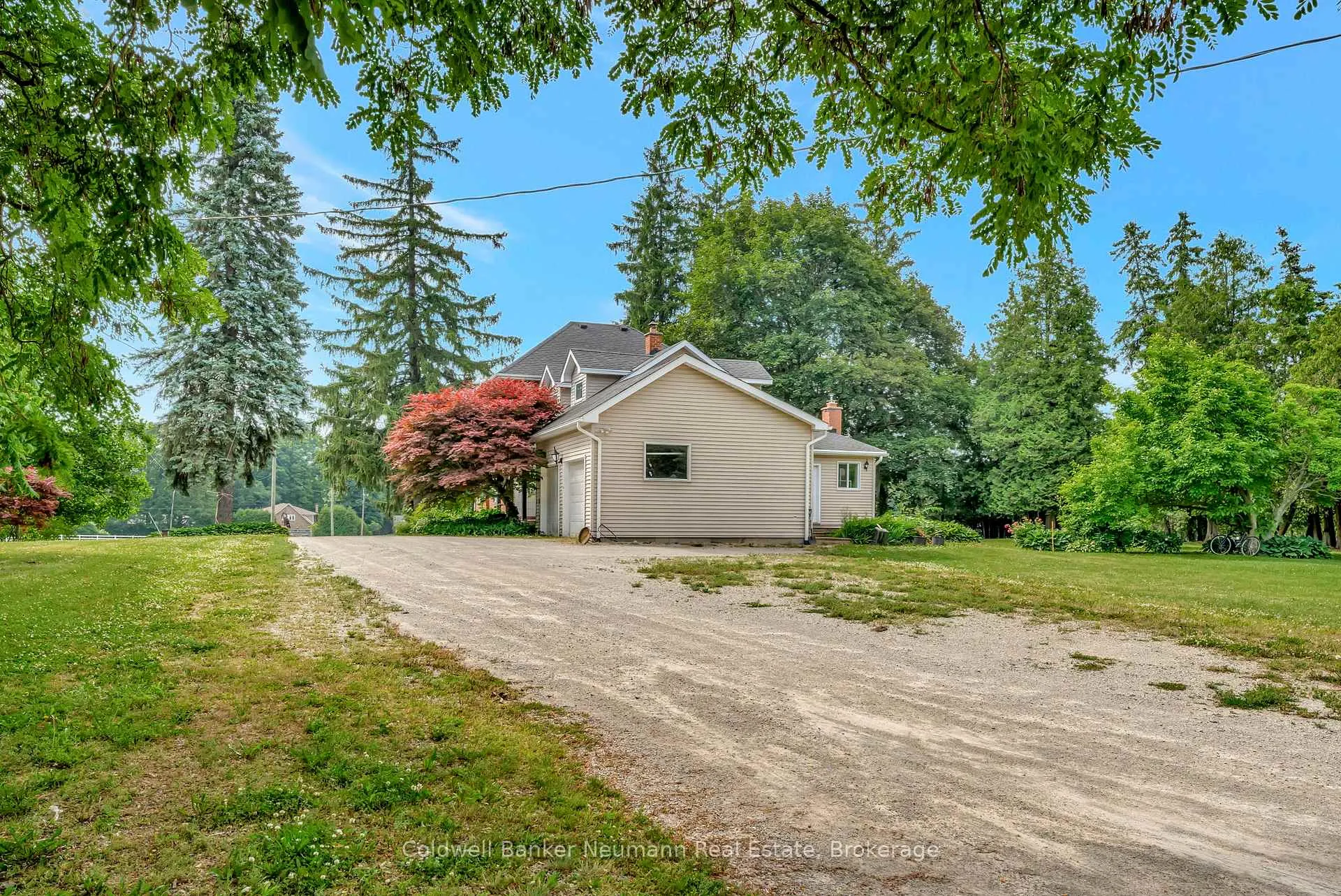Photo 15 of 573 Parkside Drive, Hamilton, Rural Flamborough — HOMEH