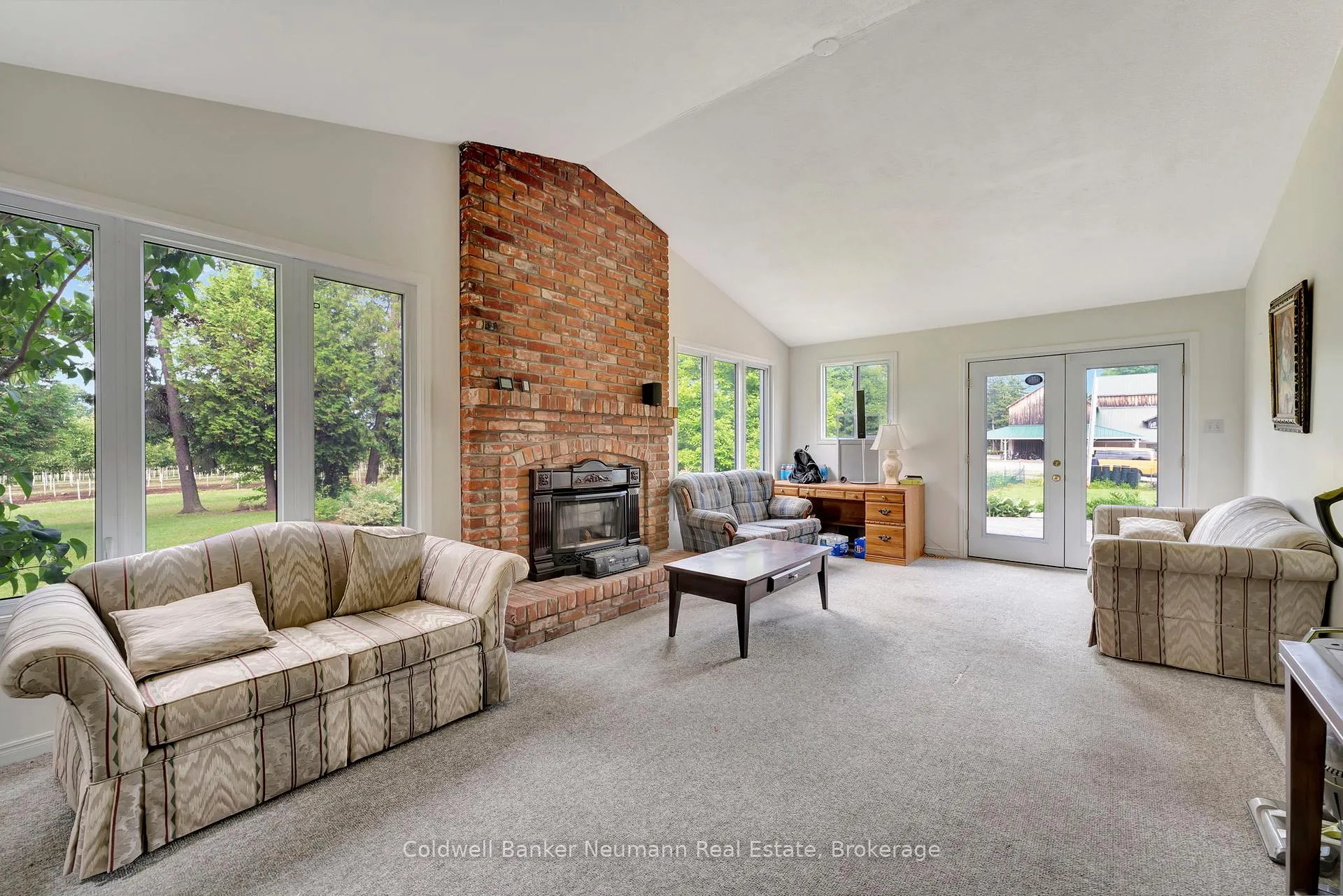 Photo 20 of 573 Parkside Drive, Hamilton, Rural Flamborough — HOMEH