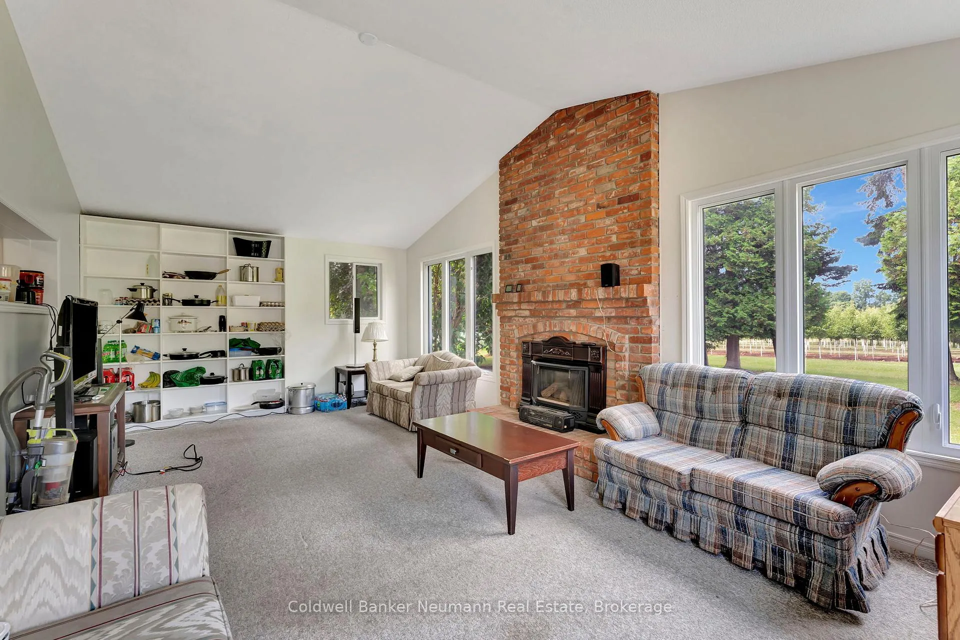 Photo 21 of 573 Parkside Drive, Hamilton, Rural Flamborough — HOMEH
