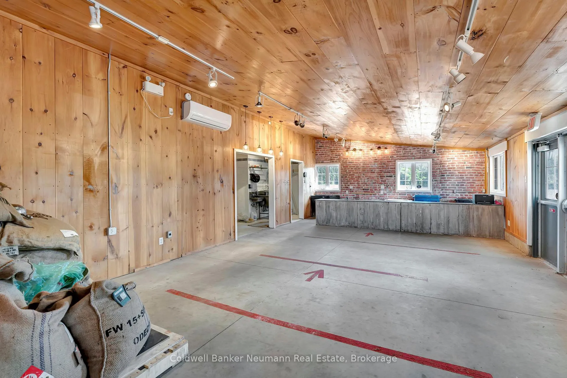 Photo 31 of 573 Parkside Drive, Hamilton, Rural Flamborough — HOMEH