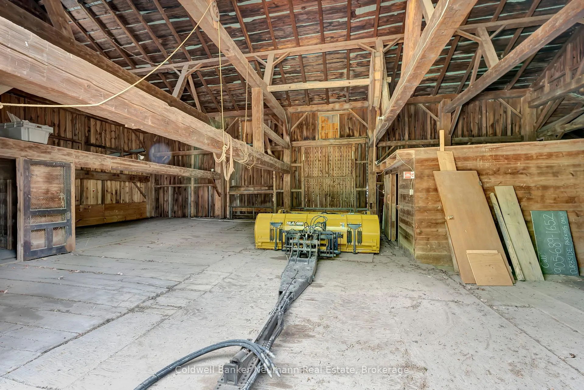 Photo 33 of 573 Parkside Drive, Hamilton, Rural Flamborough — HOMEH
