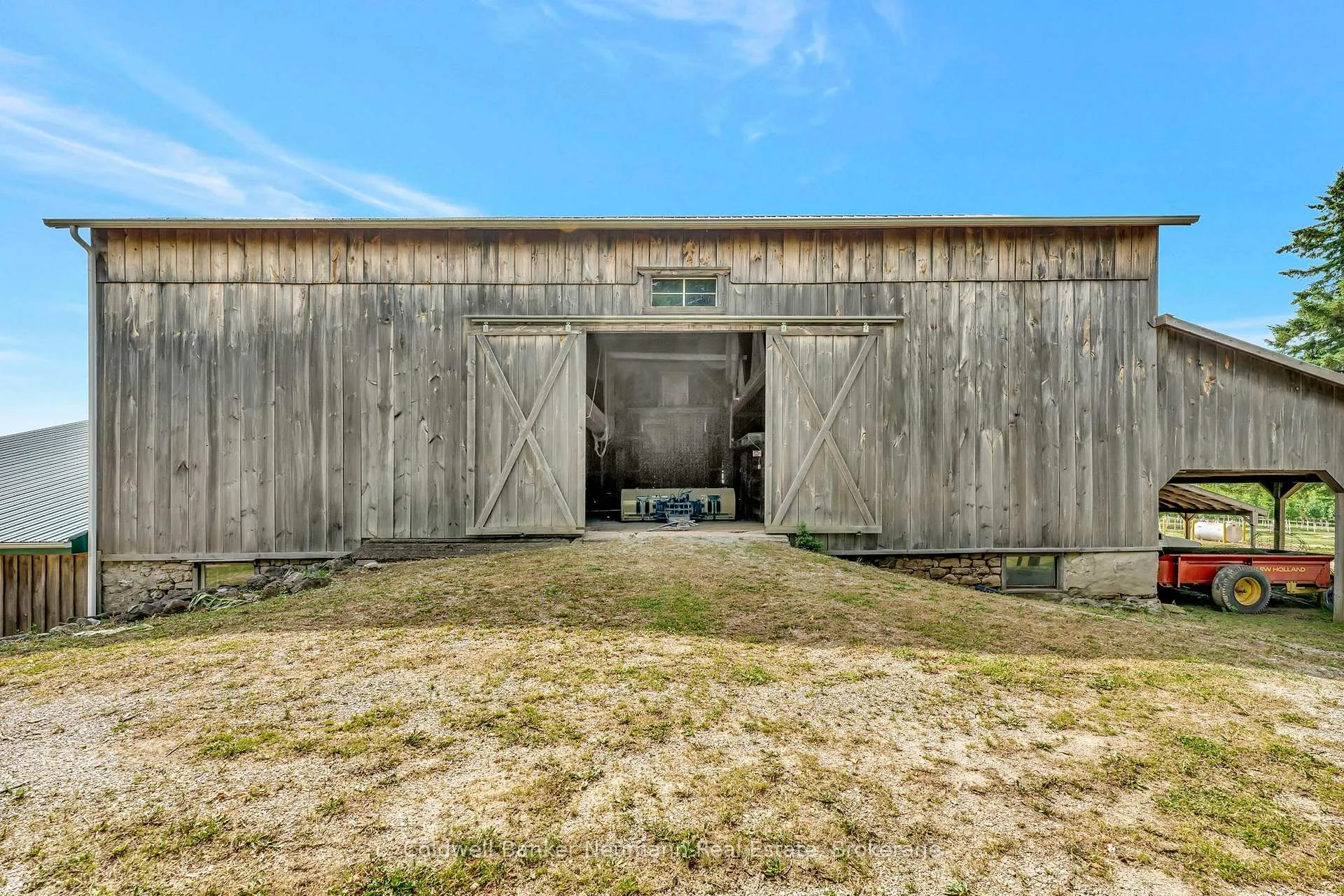 Photo 34 of 573 Parkside Drive, Hamilton, Rural Flamborough — HOMEH