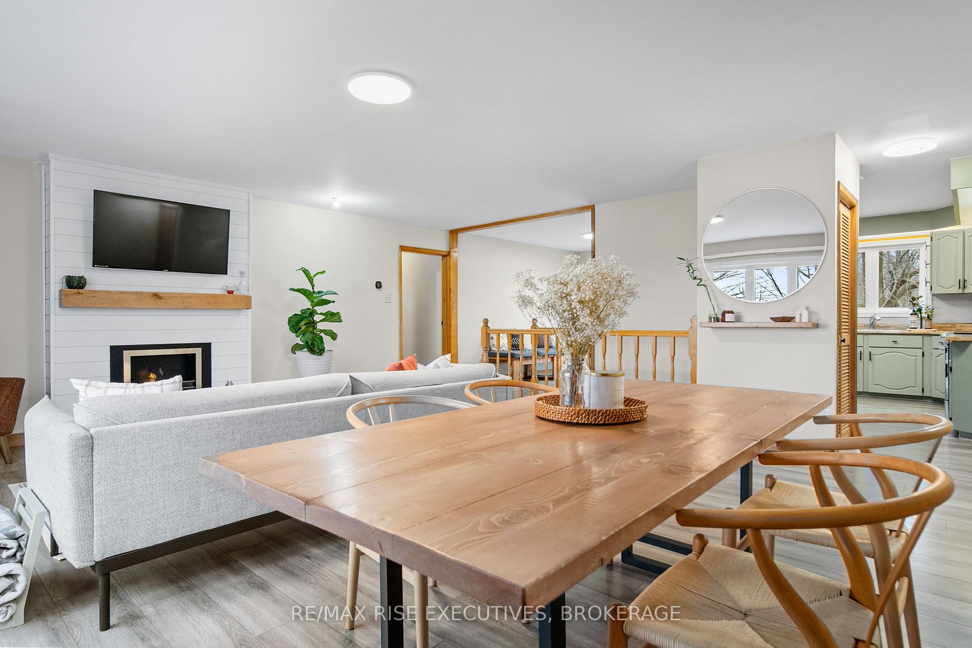 Photo 4 of 2039 Washburn Road, Frontenac, Frontenac South — HOMEH