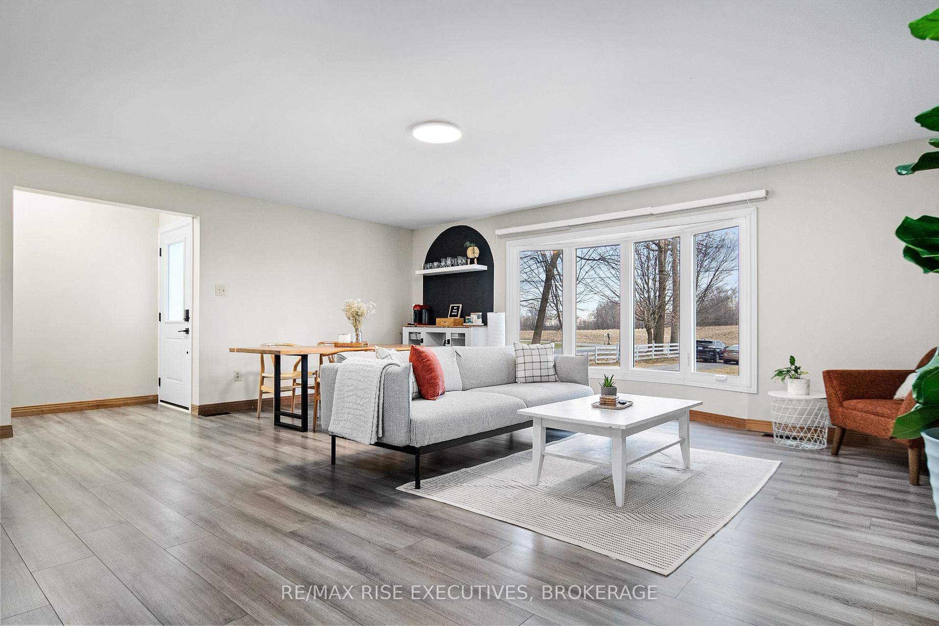 Photo 5 of 2039 Washburn Road, Frontenac, Frontenac South — HOMEH