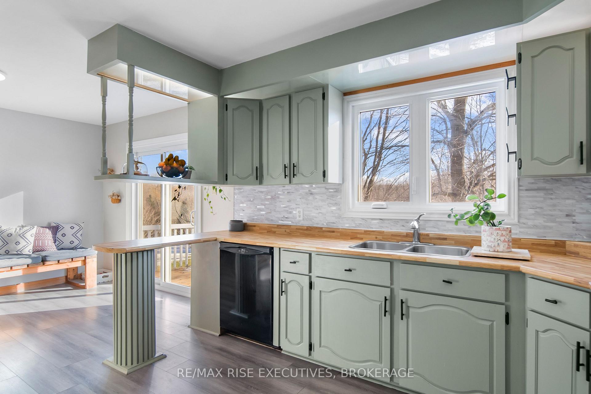 Photo 9 of 2039 Washburn Road, Frontenac, Frontenac South — HOMEH