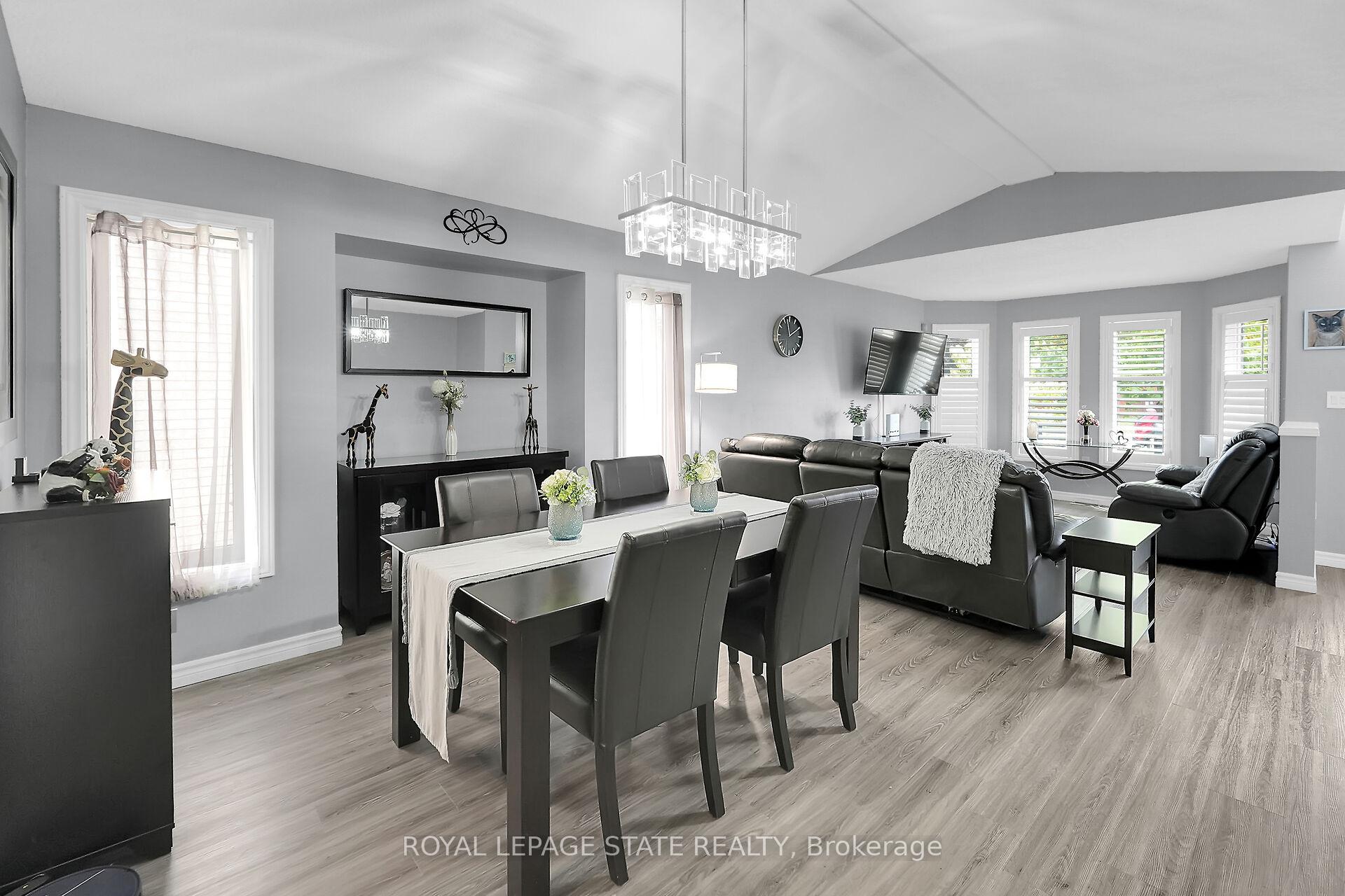 Photo 10 of 171 Gatestone Drive, Hamilton, Stoney Creek Mountain — HOMEH