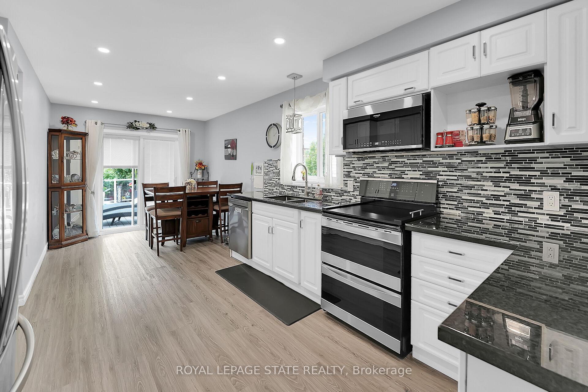 Photo 12 of 171 Gatestone Drive, Hamilton, Stoney Creek Mountain — HOMEH