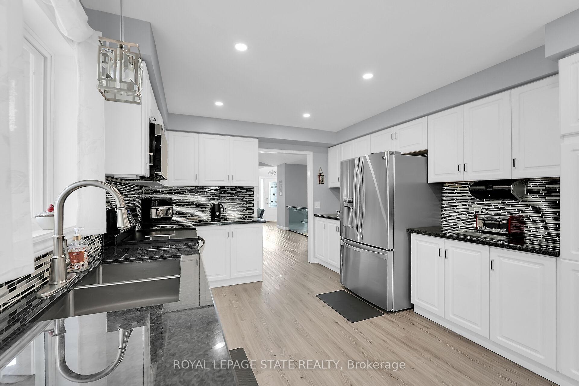 Photo 15 of 171 Gatestone Drive, Hamilton, Stoney Creek Mountain — HOMEH
