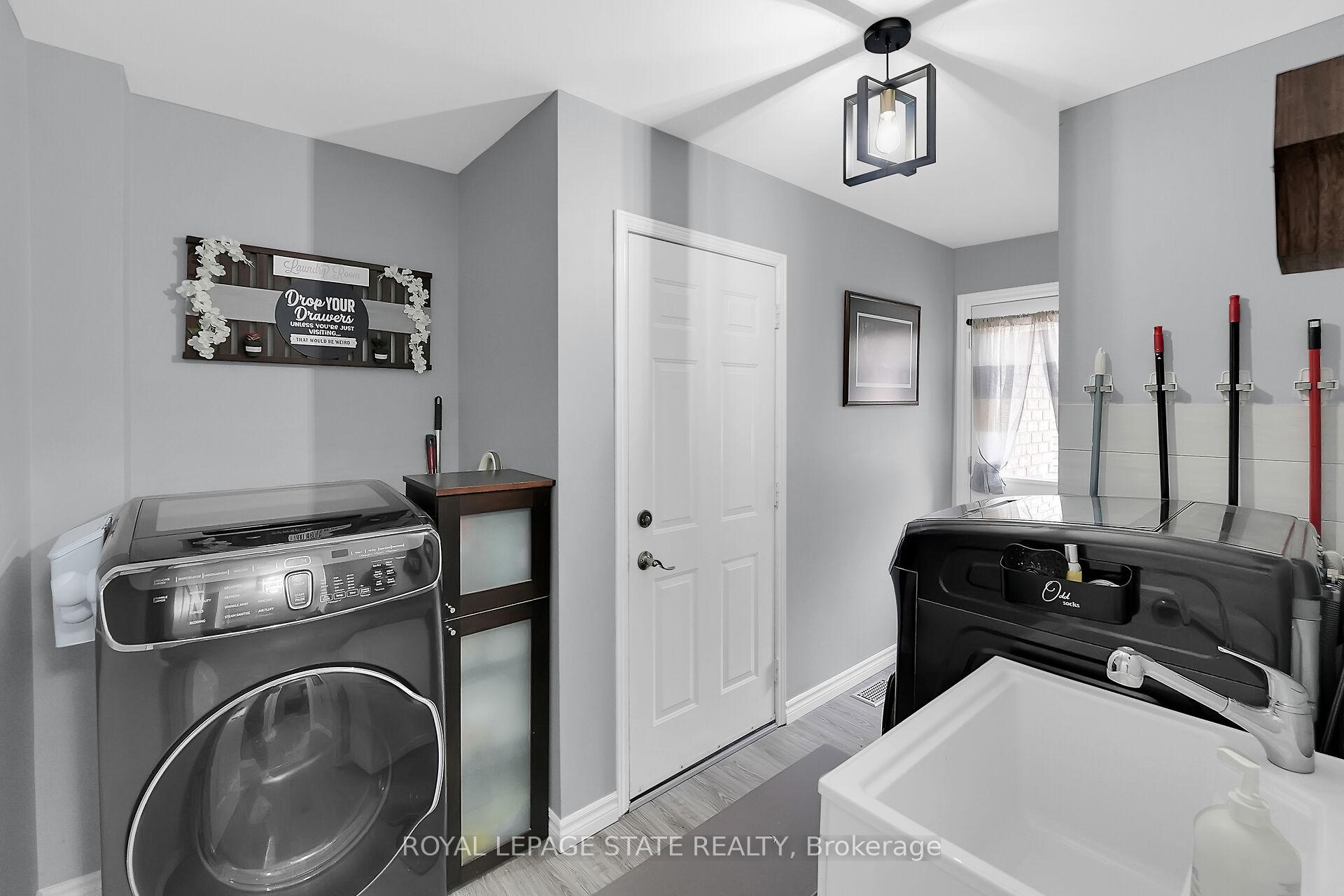 Photo 23 of 171 Gatestone Drive, Hamilton, Stoney Creek Mountain — HOMEH