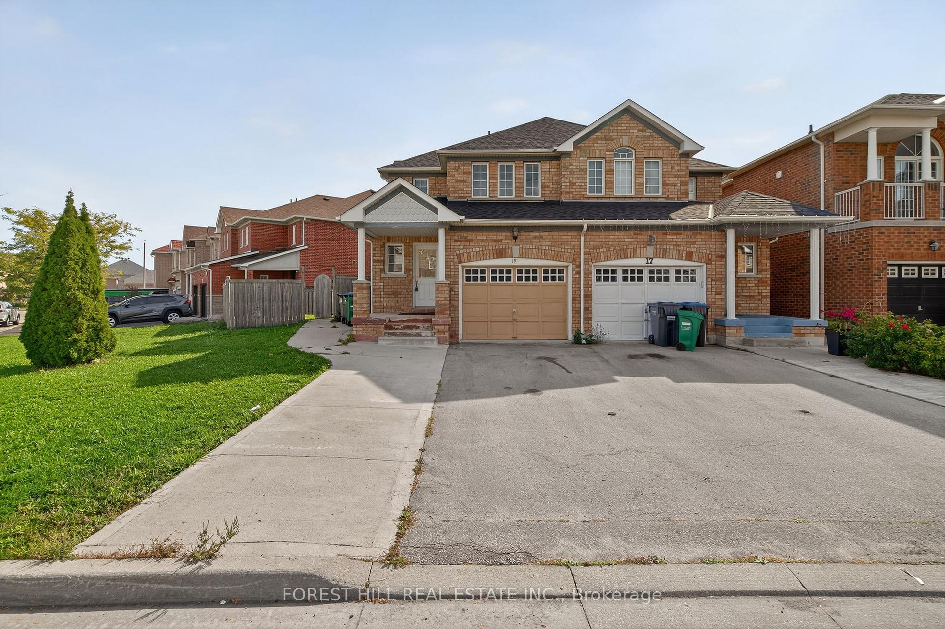 Photo 1 of 19 Rednor Drive, Brampton, Bram East — HOMEH