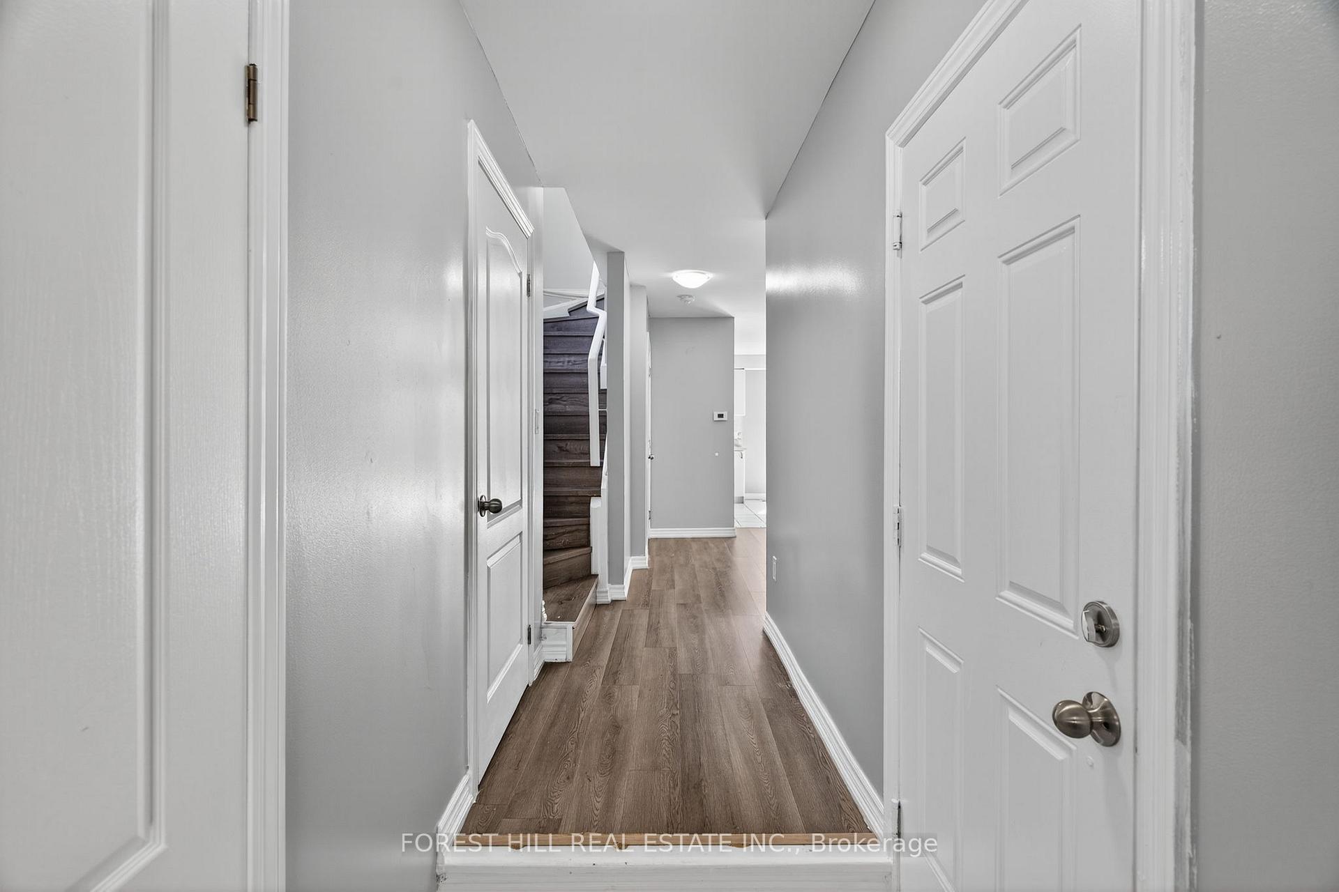 Photo 3 of 19 Rednor Drive, Brampton, Bram East — HOMEH