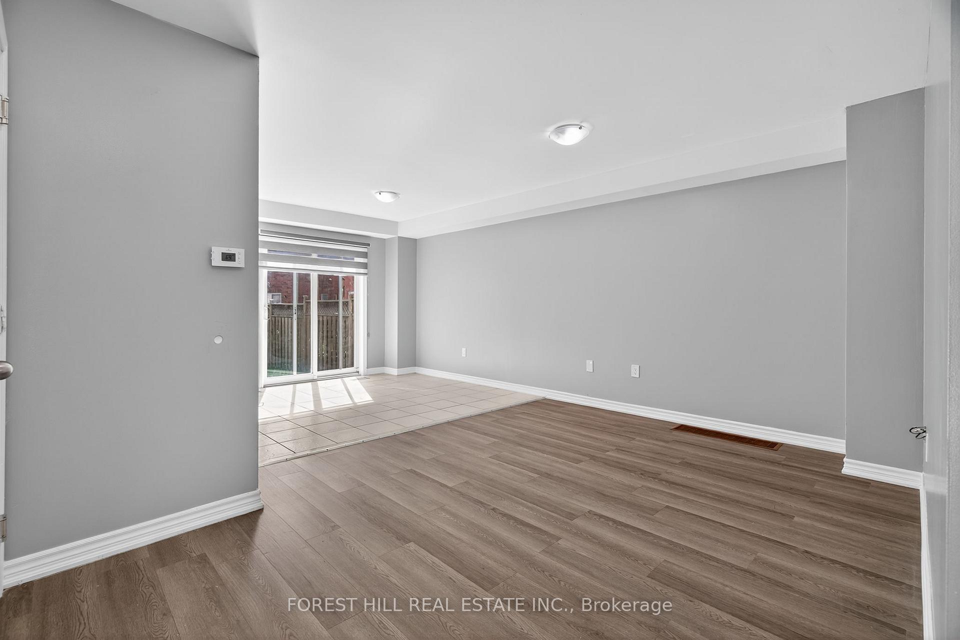 Photo 4 of 19 Rednor Drive, Brampton, Bram East — HOMEH