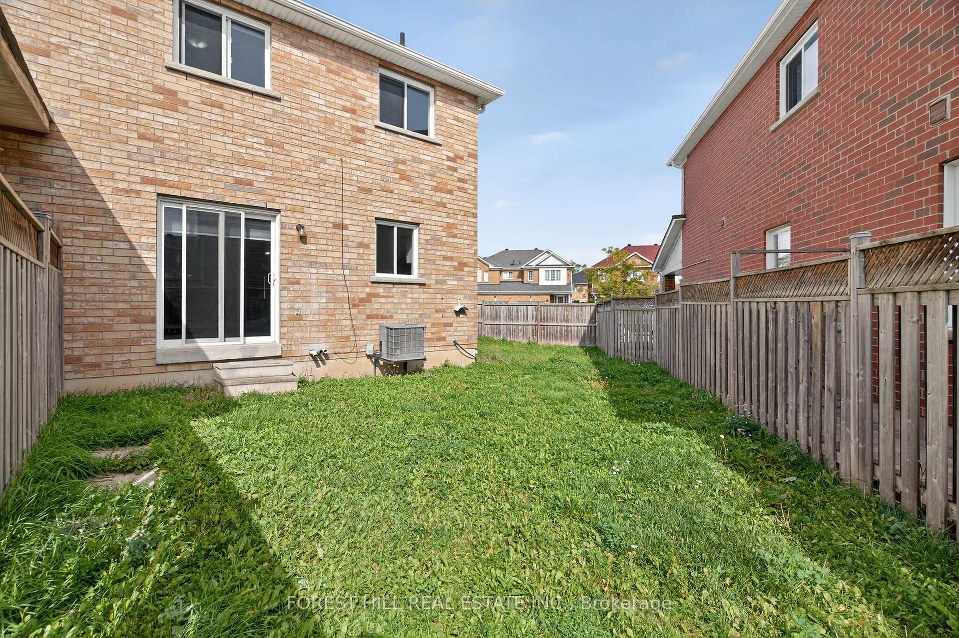 Photo 26 of 19 Rednor Drive, Brampton, Bram East — HOMEH