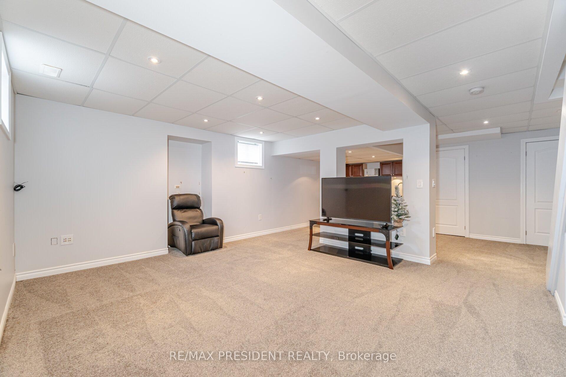Photo 43 of 3 Hutton Crescent, Caledon, Rural Caledon — HOMEH