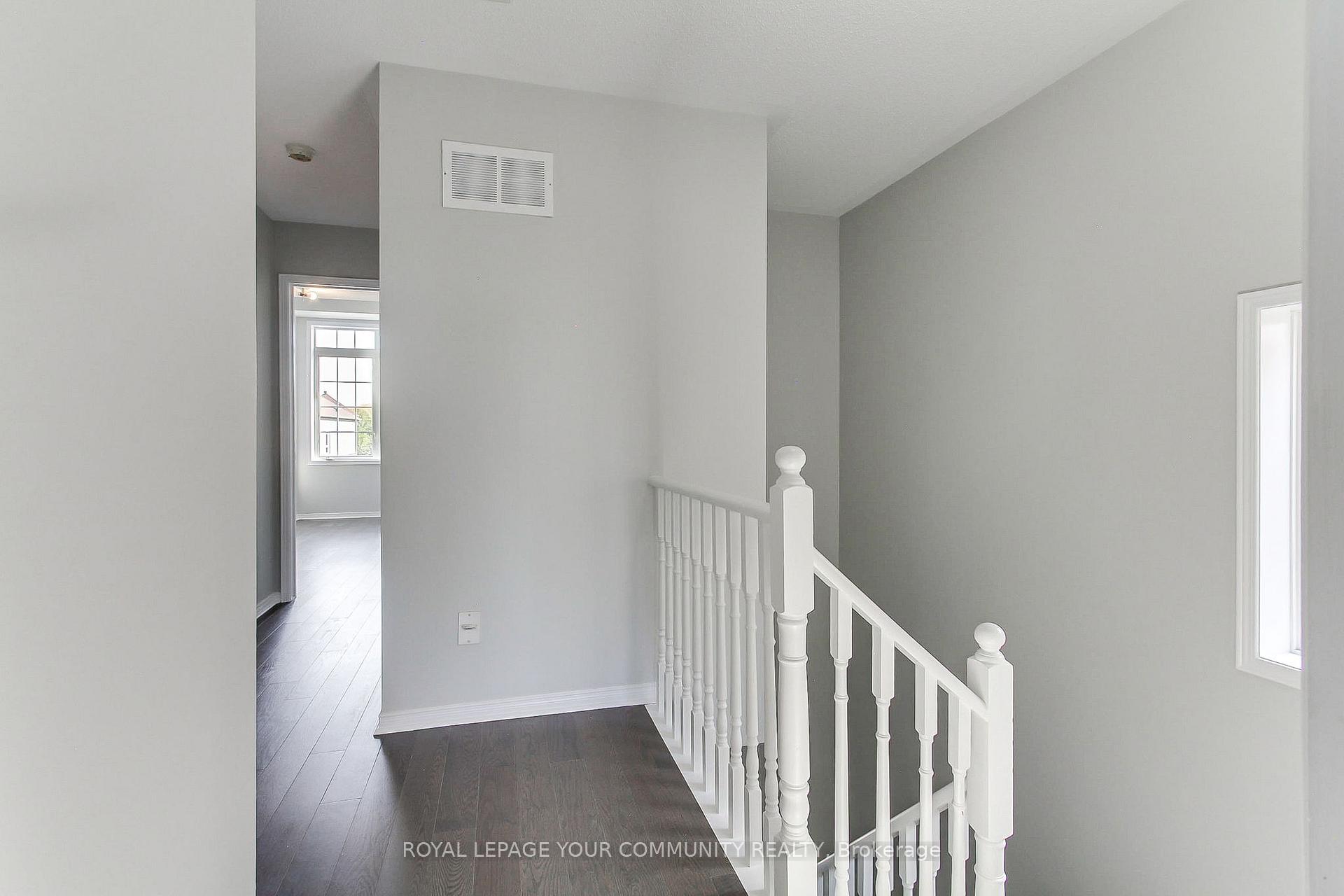 Photo 19 of 34 Pennyroyal Crescent, Brampton, Bramalea North Industrial — HOMEH