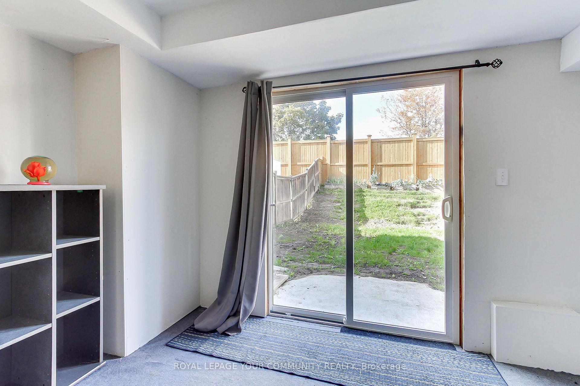 Photo 32 of 34 Pennyroyal Crescent, Brampton, Bramalea North Industrial — HOMEH
