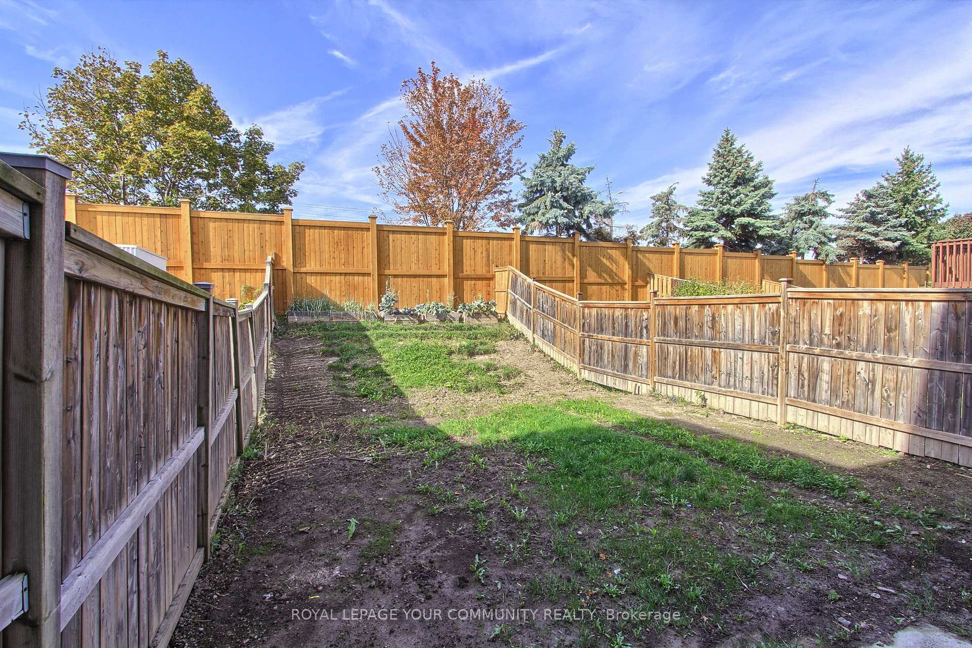 Photo 33 of 34 Pennyroyal Crescent, Brampton, Bramalea North Industrial — HOMEH