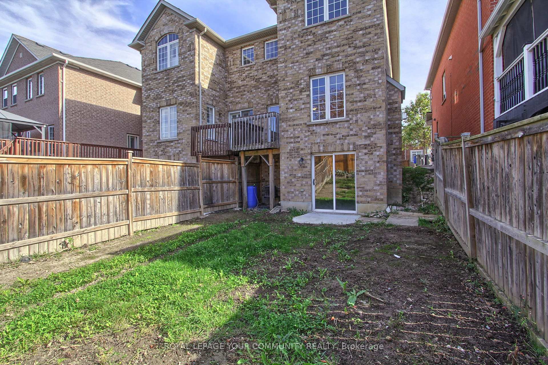 Photo 34 of 34 Pennyroyal Crescent, Brampton, Bramalea North Industrial — HOMEH