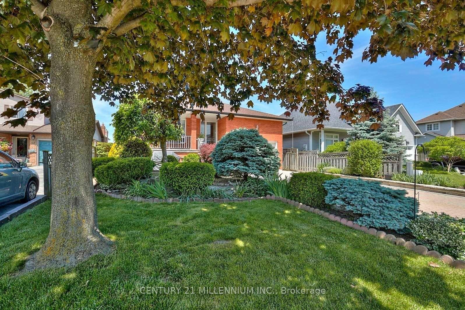 Front of 10 Homeland Avenue