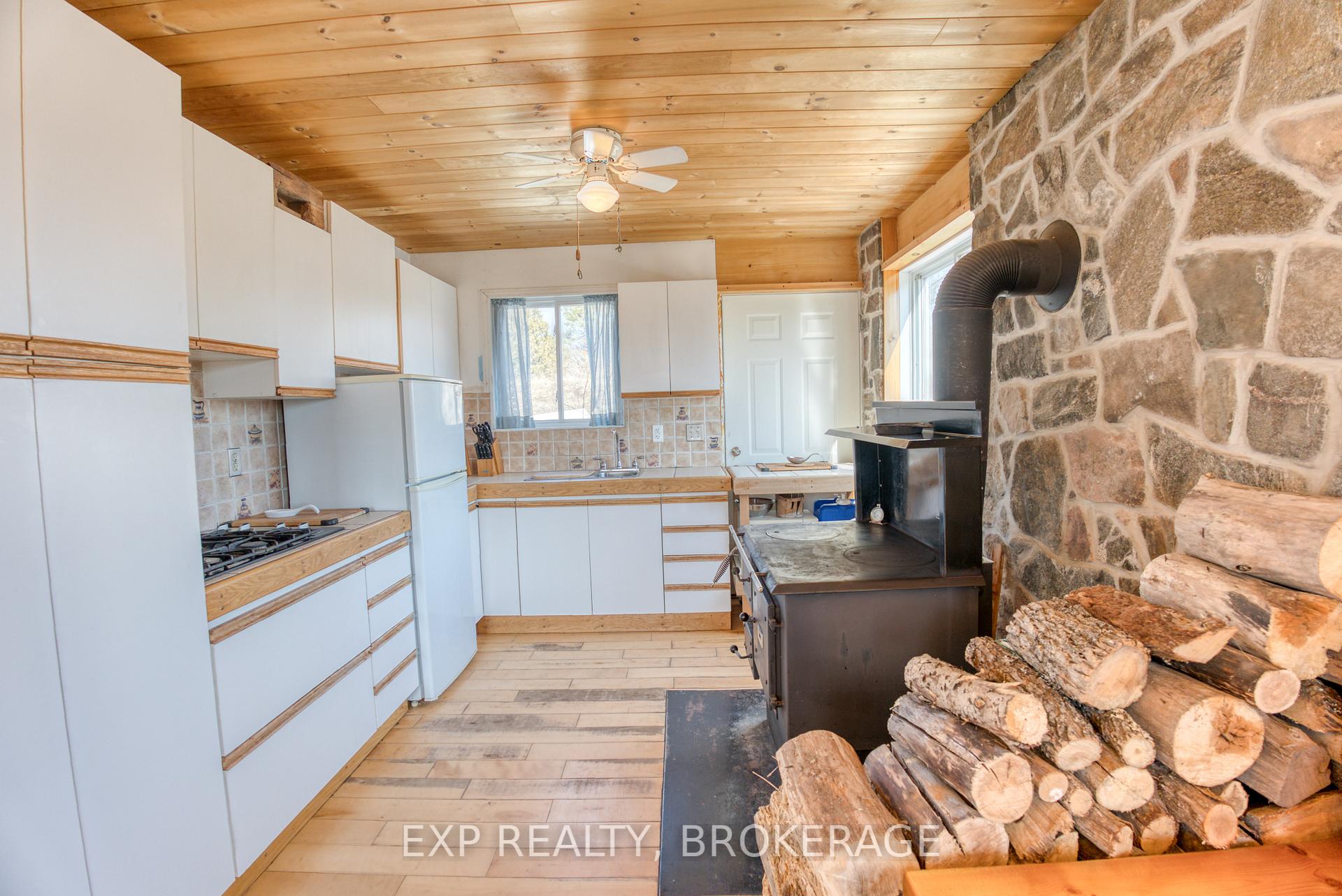 Photo 7 of 1114 McLean Road, Frontenac, Frontenac Centre — HOMEH