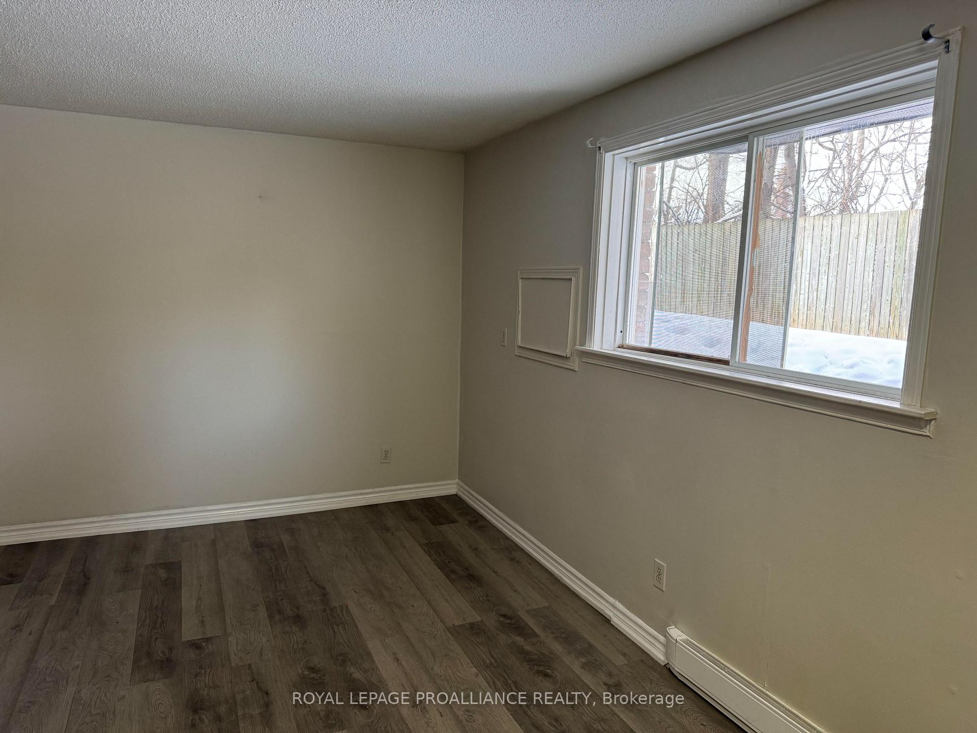 Photo 5 of Unit 403, 35B Union Street, Belleville, Belleville Ward — HOMEH