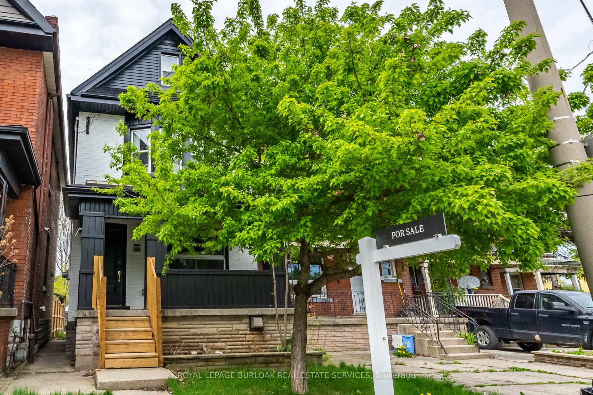 Photo 1 of 302 Dunsmure Road, Hamilton, Crown Point — HOMEH