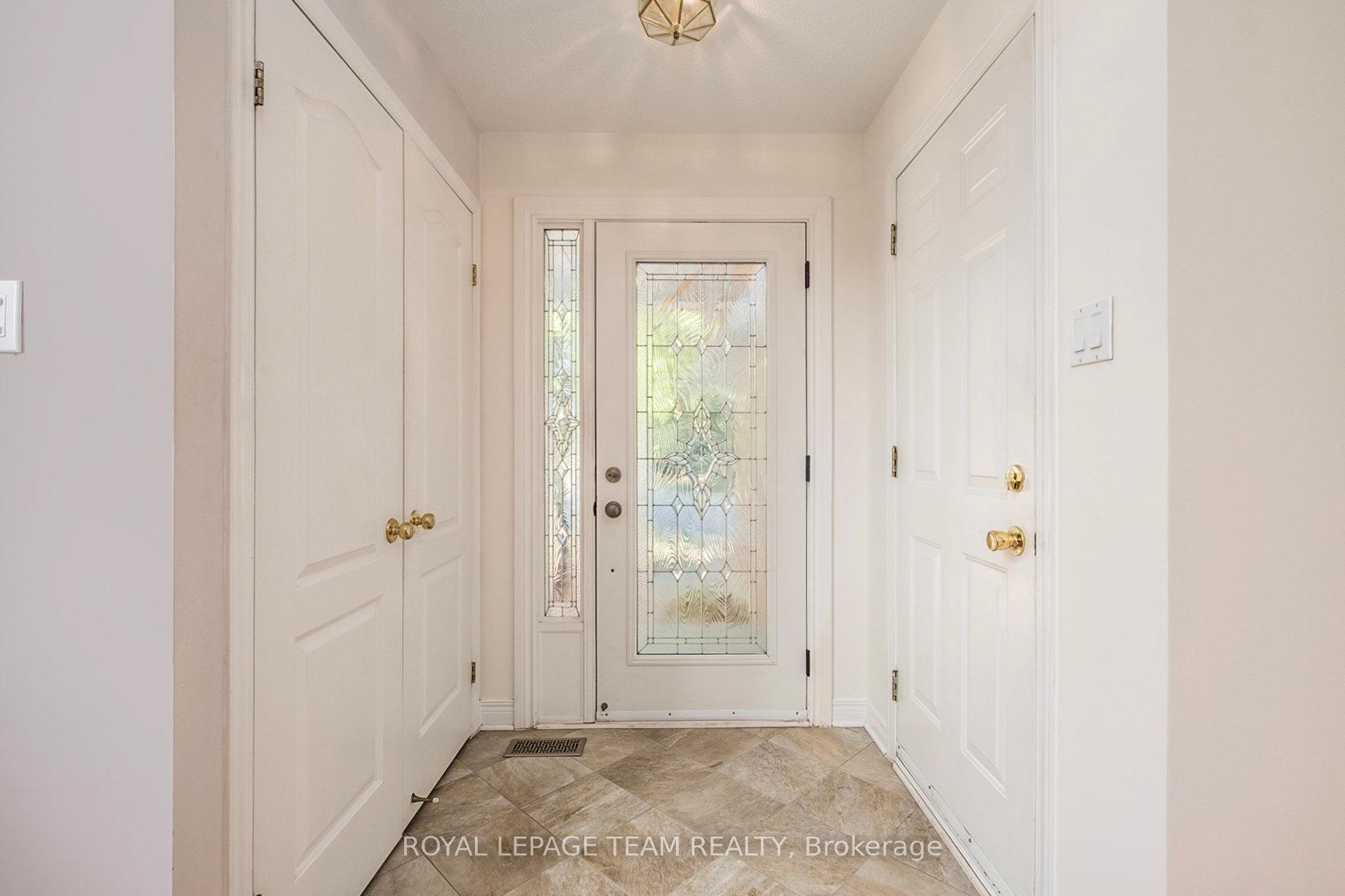 Photo 2 of 239 Markland Crescent, Ottawa, Barrhaven East — HOMEH