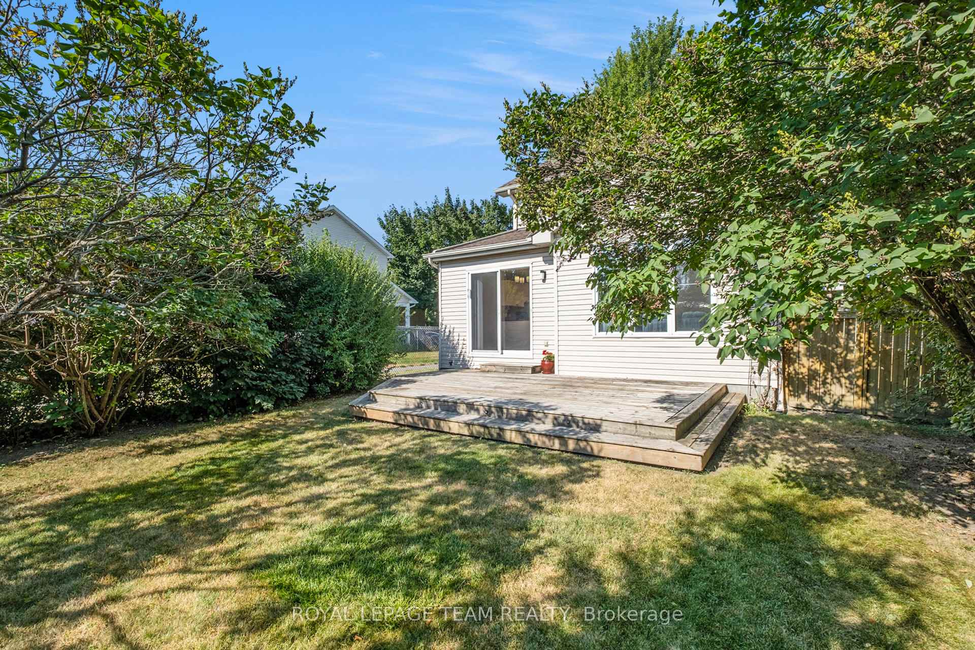Photo 32 of 239 Markland Crescent, Ottawa, Barrhaven East — HOMEH