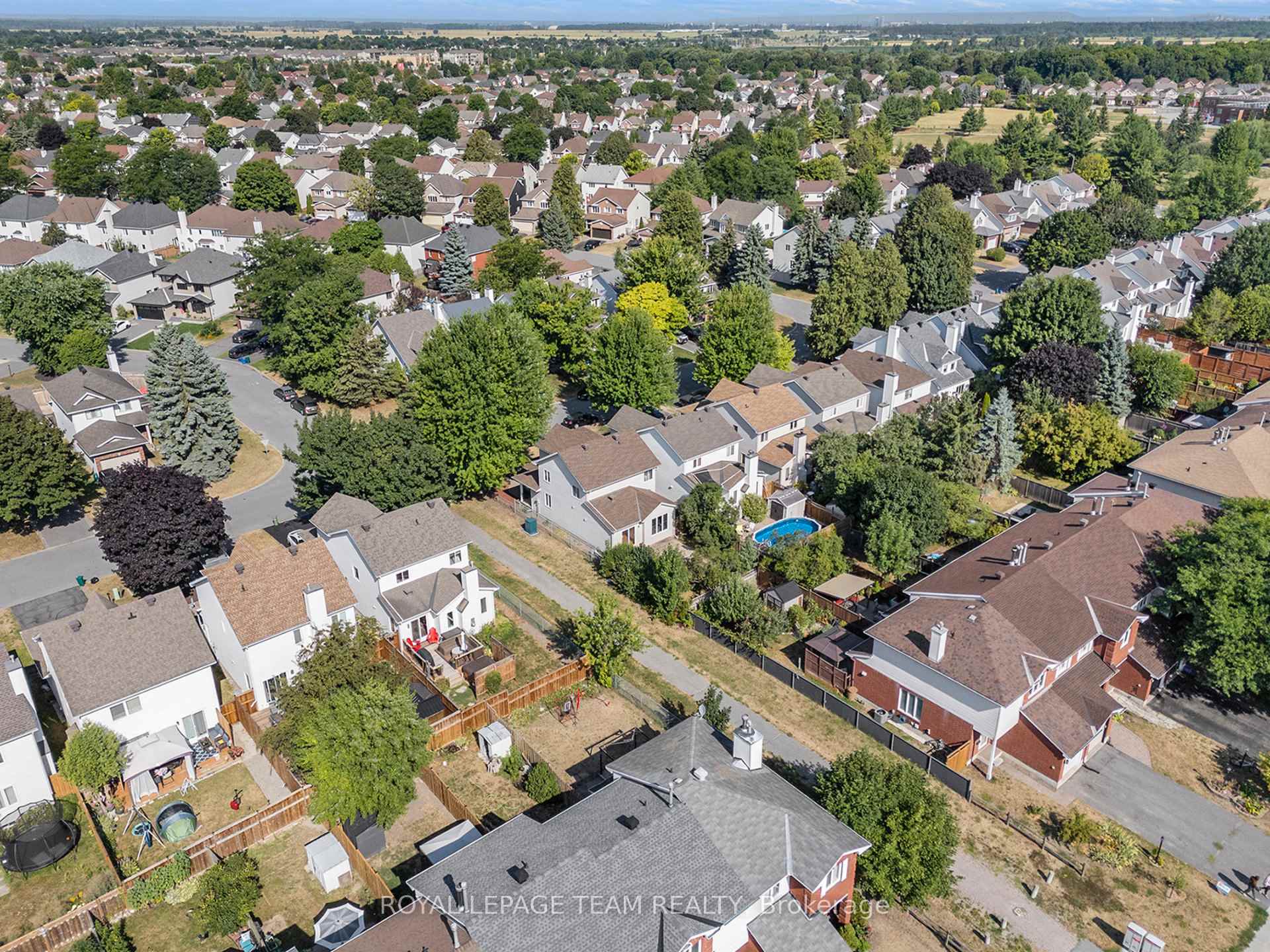 Photo 36 of 239 Markland Crescent, Ottawa, Barrhaven East — HOMEH
