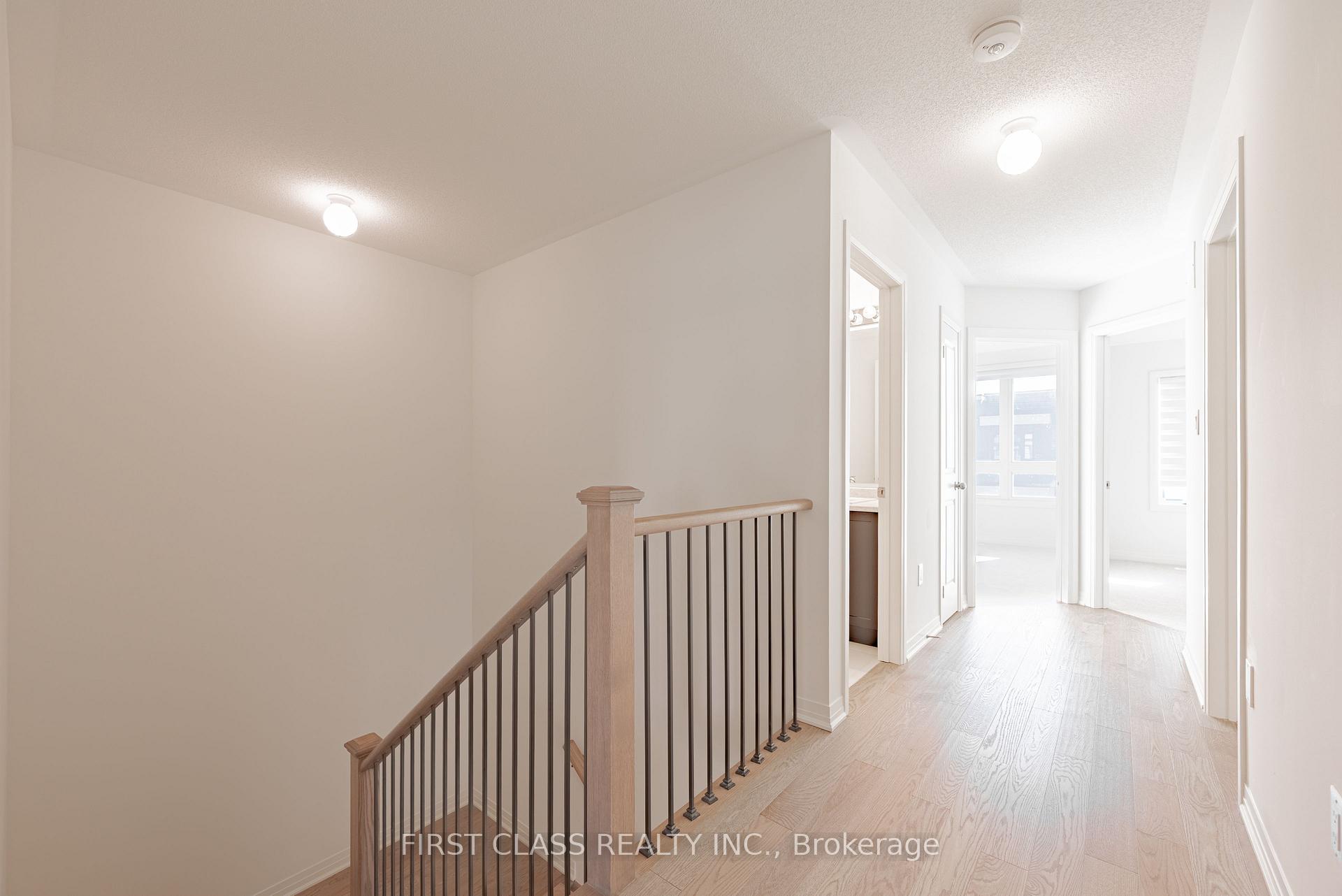 Photo 15 of 124 Sailors Landing E, Clarington, Bowmanville — HOMEH