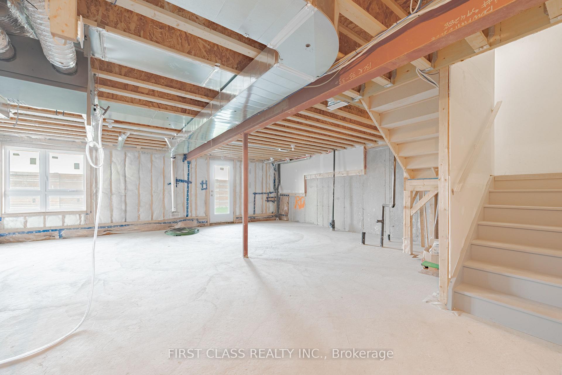Photo 25 of 124 Sailors Landing E, Clarington, Bowmanville — HOMEH