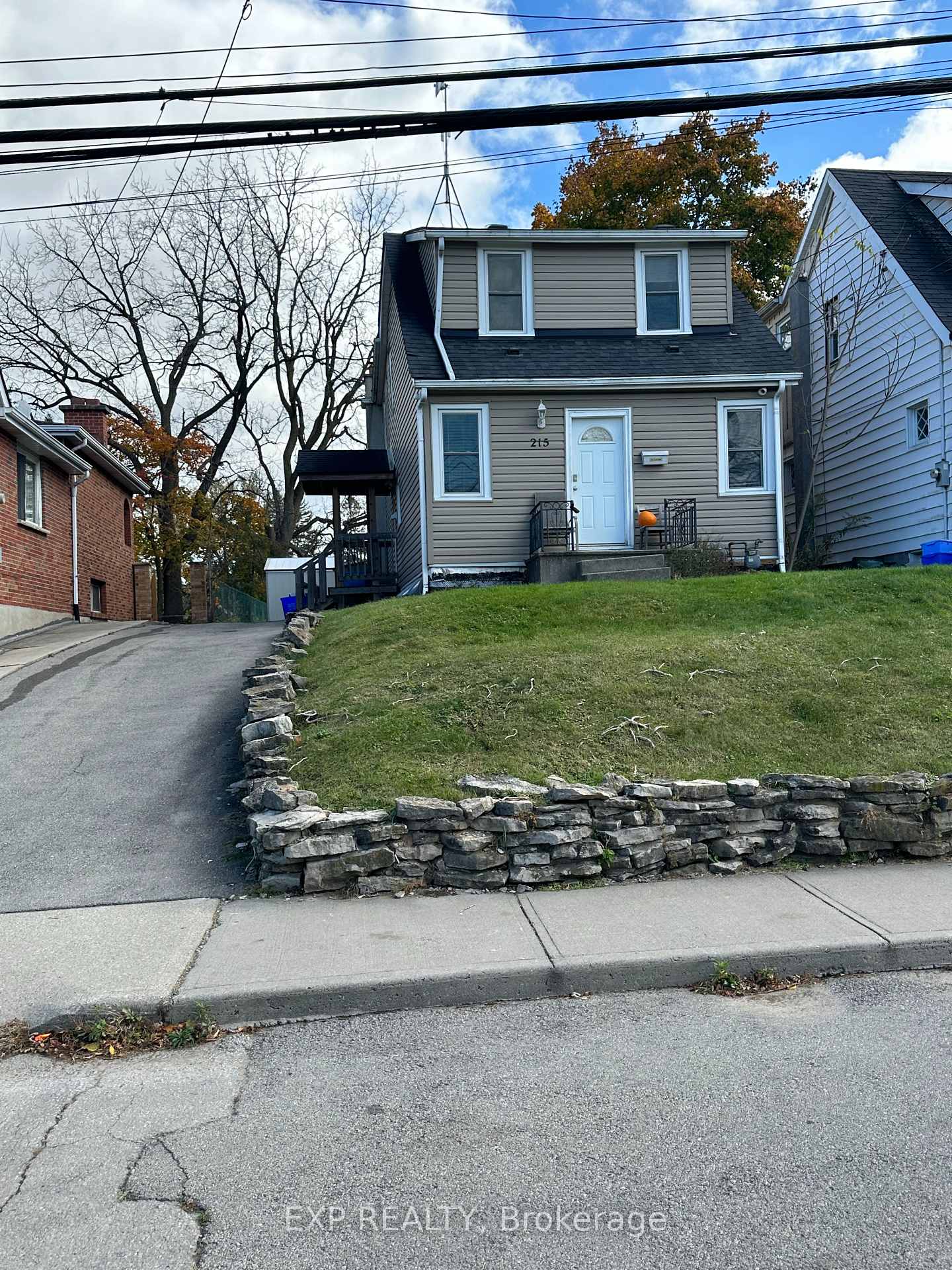 Photo 2 of 215 Emerson Street, Hamilton, Ainslie Wood — HOMEH