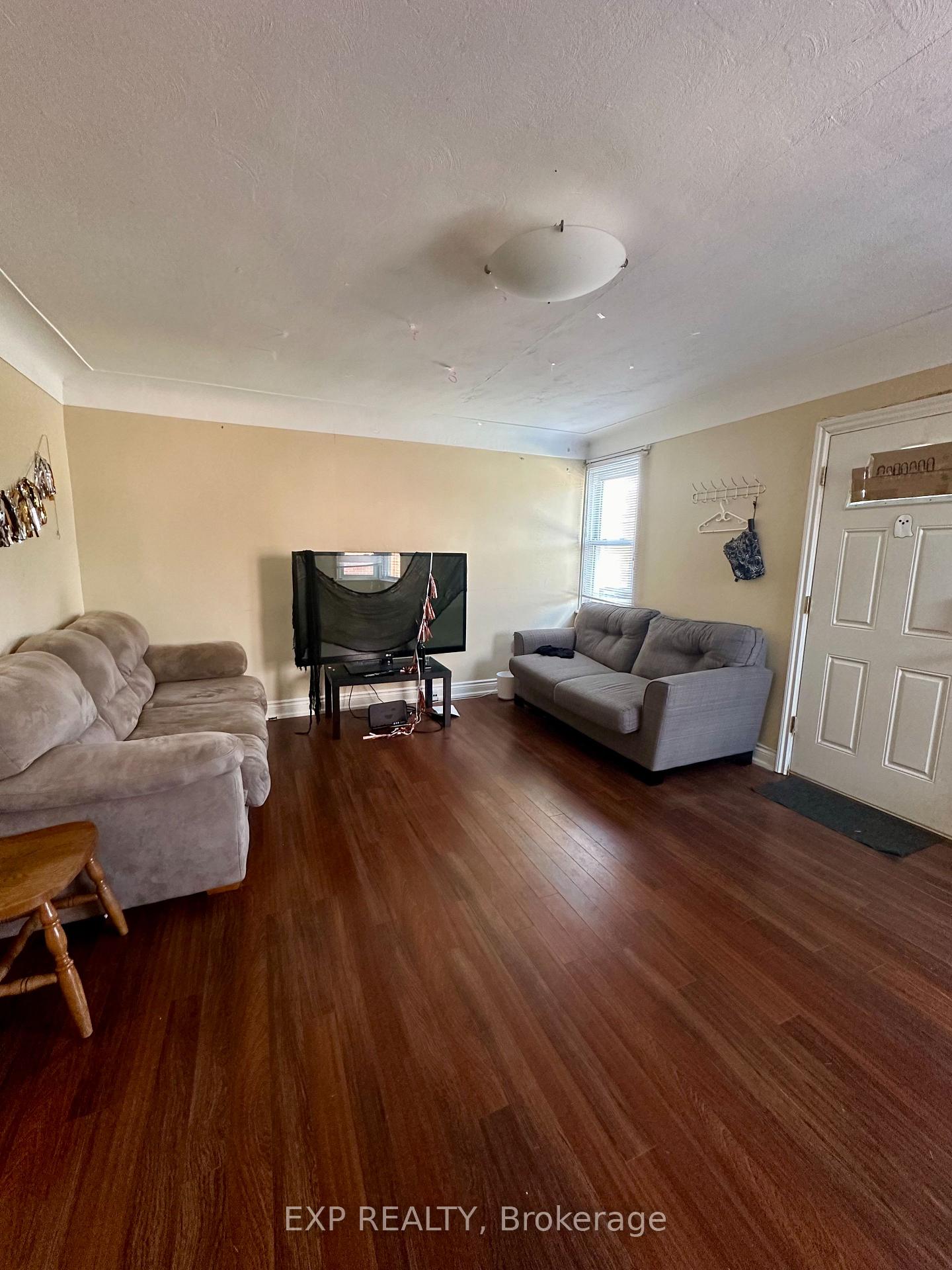 Photo 6 of 215 Emerson Street, Hamilton, Ainslie Wood — HOMEH