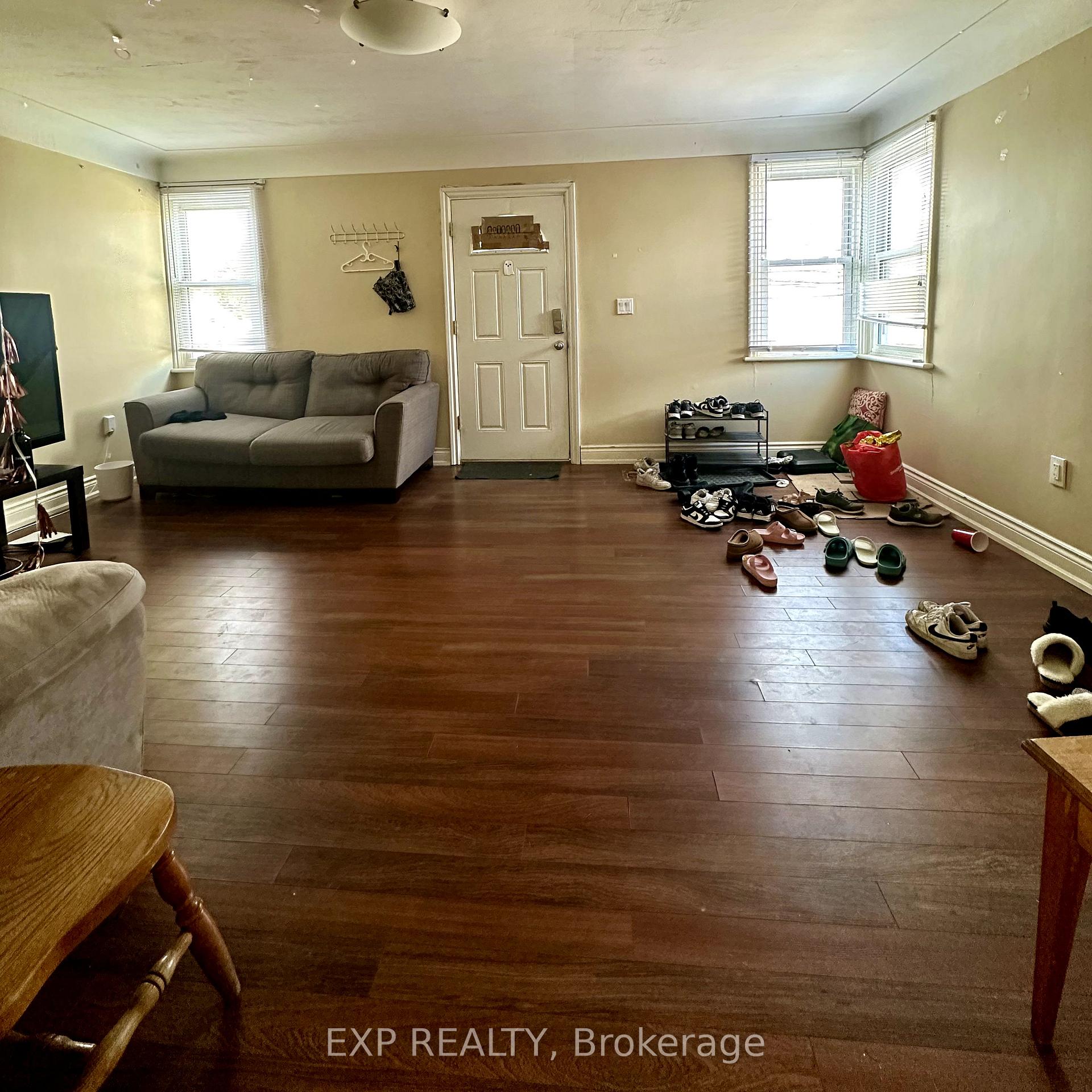 Photo 8 of 215 Emerson Street, Hamilton, Ainslie Wood — HOMEH